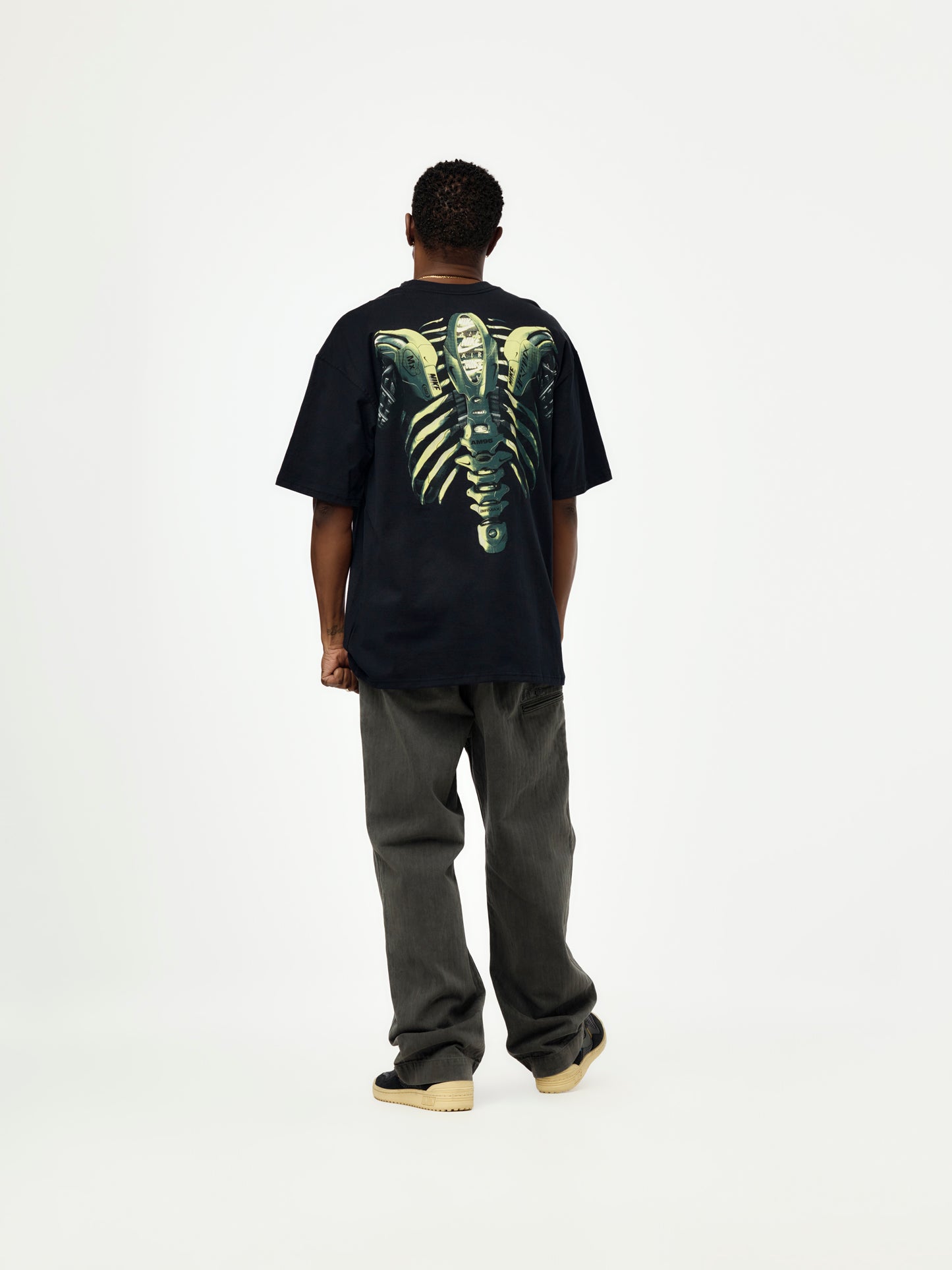 Nike Men's Max 90 T-Shirt (BLACK/VOLT)