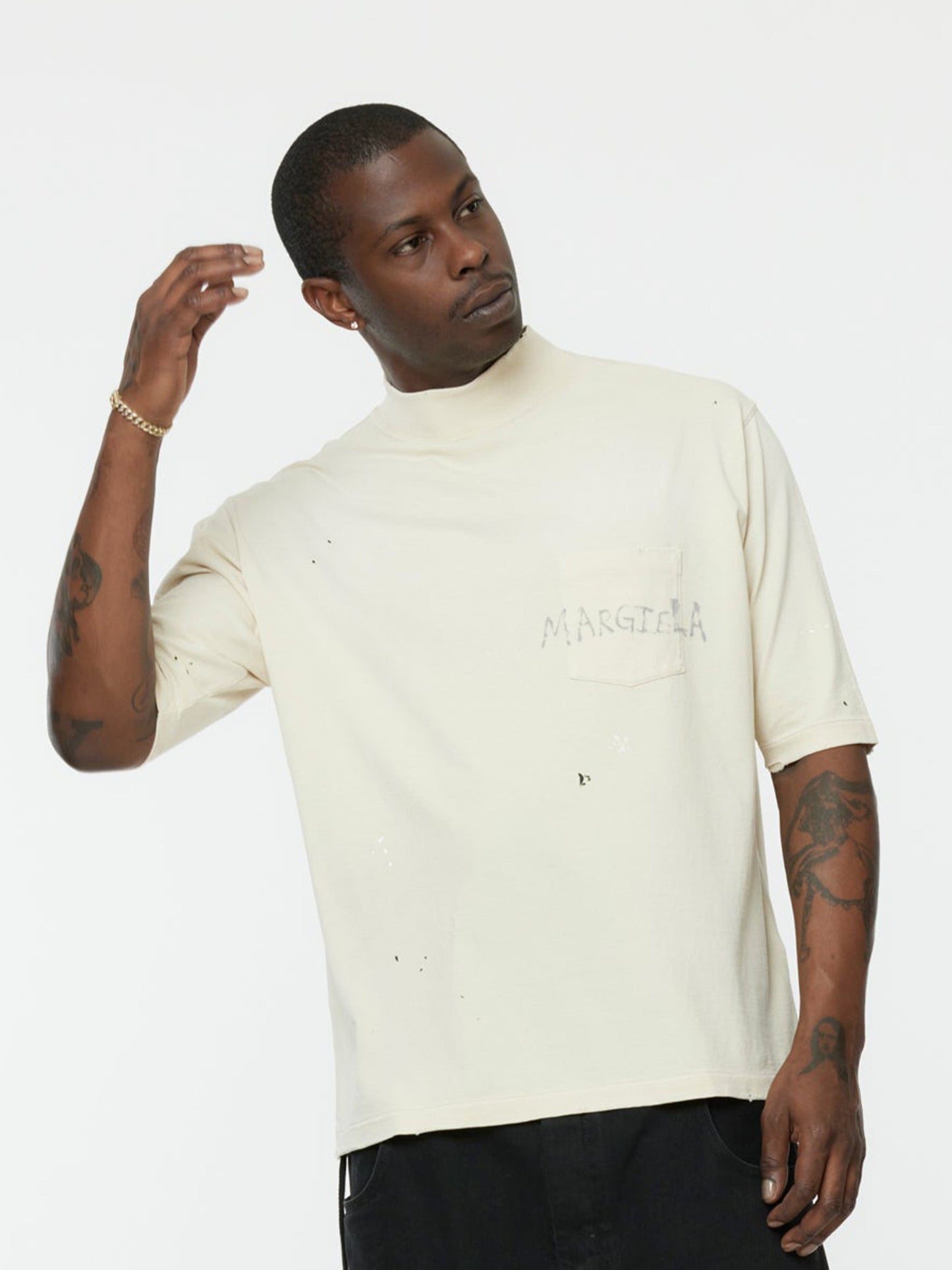 Distressed Pocket Tee (Dirty Ecru)