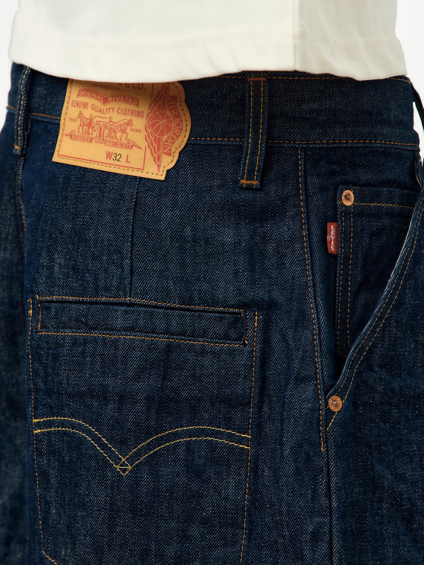 Levi's® X JORDAN BAGGY SHORT (INDIGO)