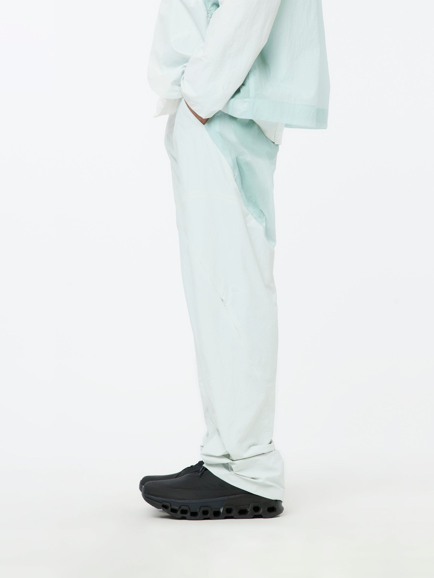 6.0 Trousers Center (Ice)
