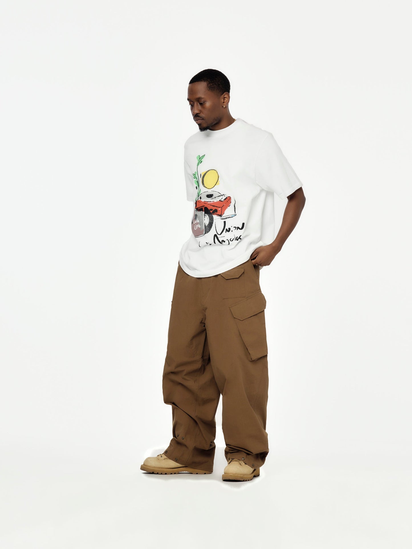 Chillin' Tee (Cream)