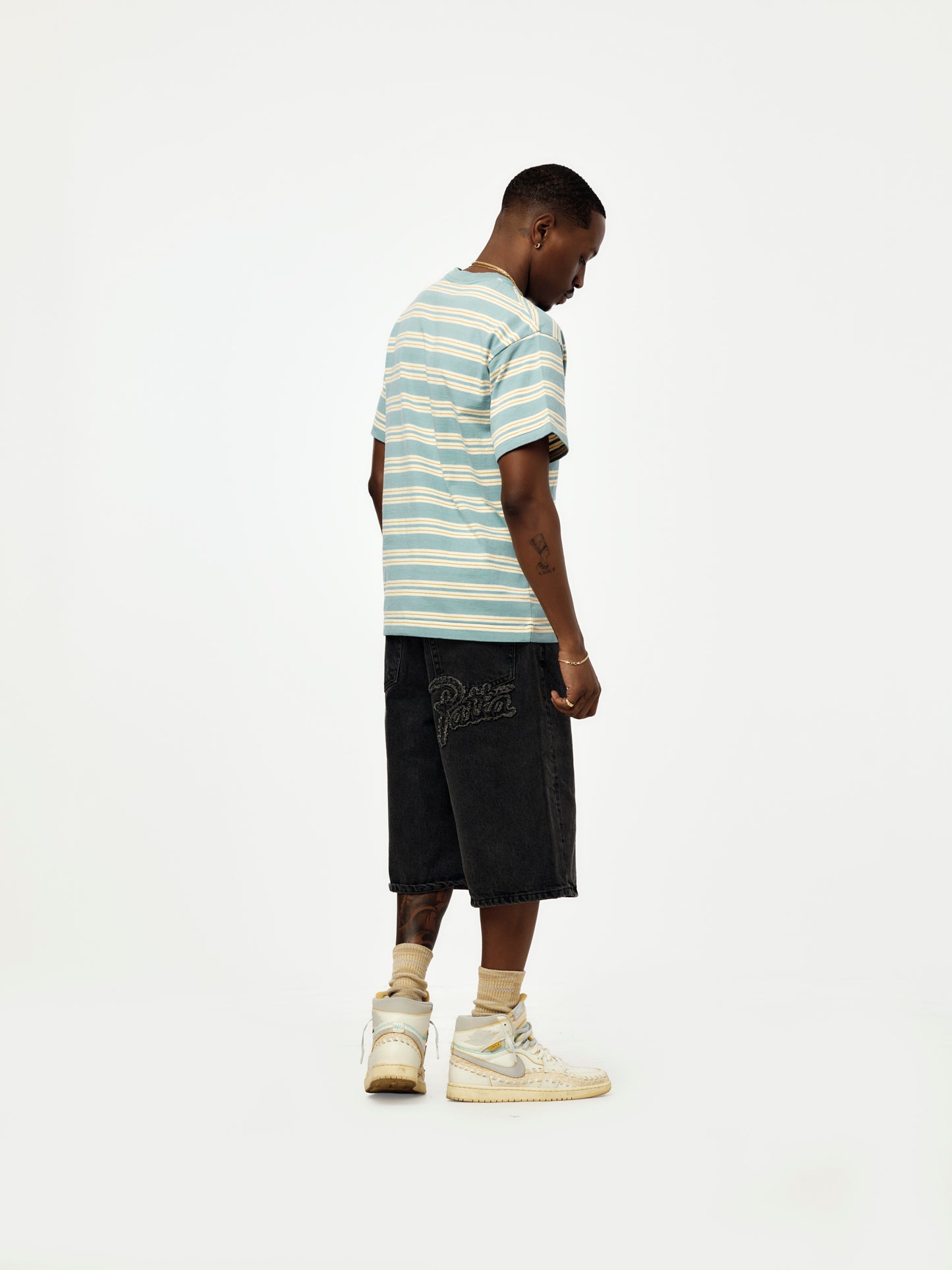 STRIPED T-SHIRT HM31CS022 (BLUE)