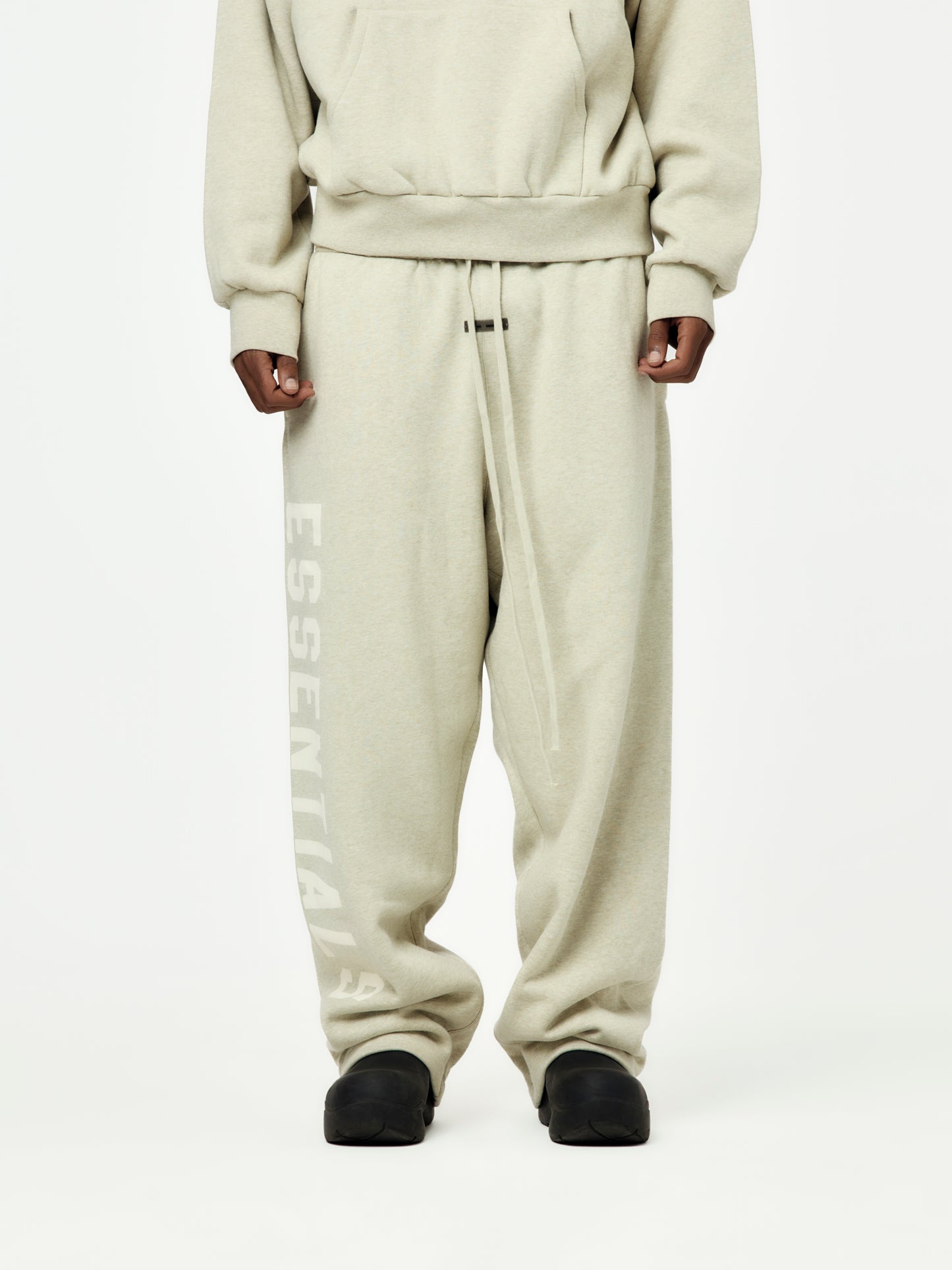 Lounge Fleece Sweatpant (Heather Stone)