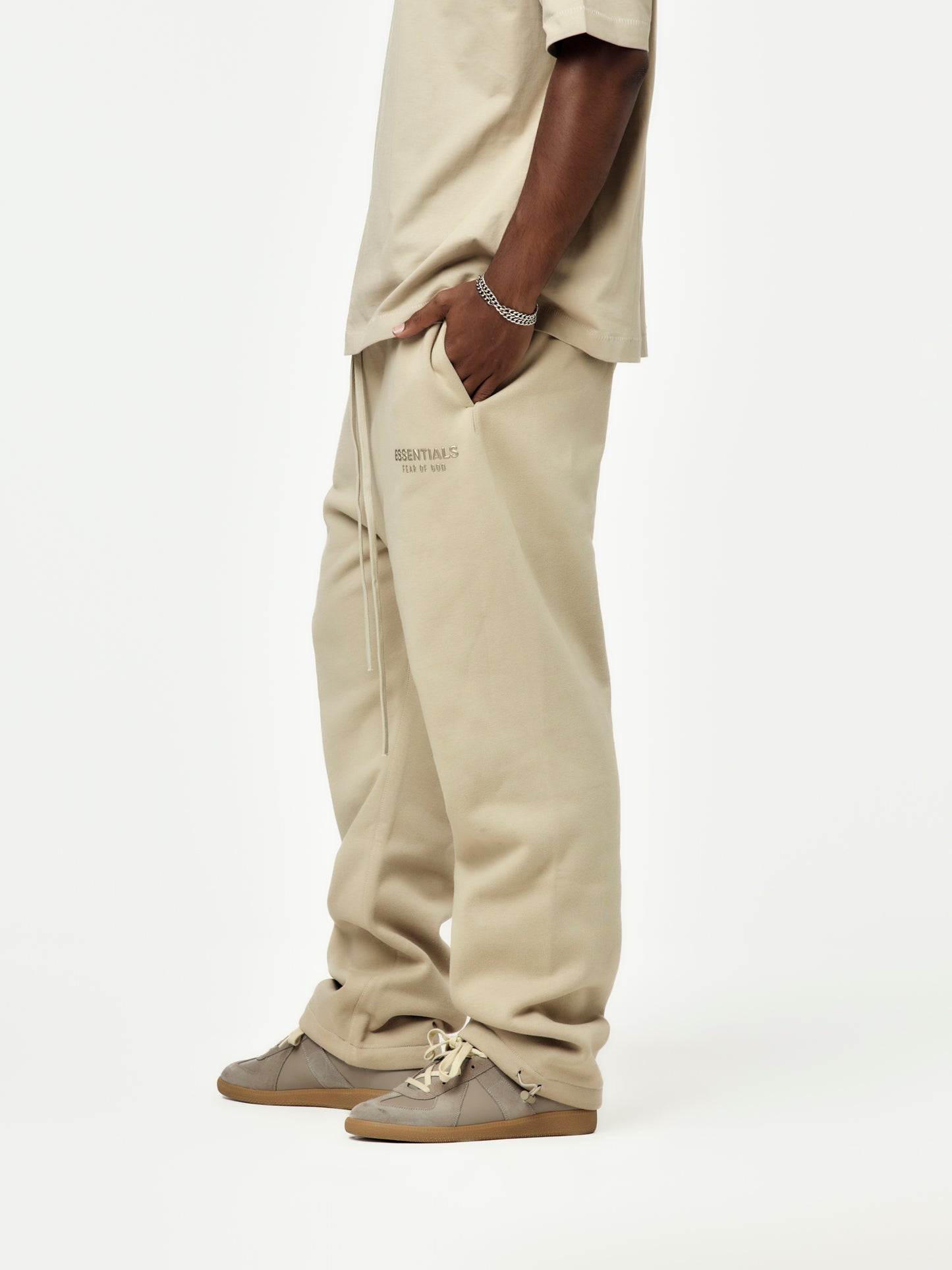 Relaxed Fleece Sweatpant (Timber)