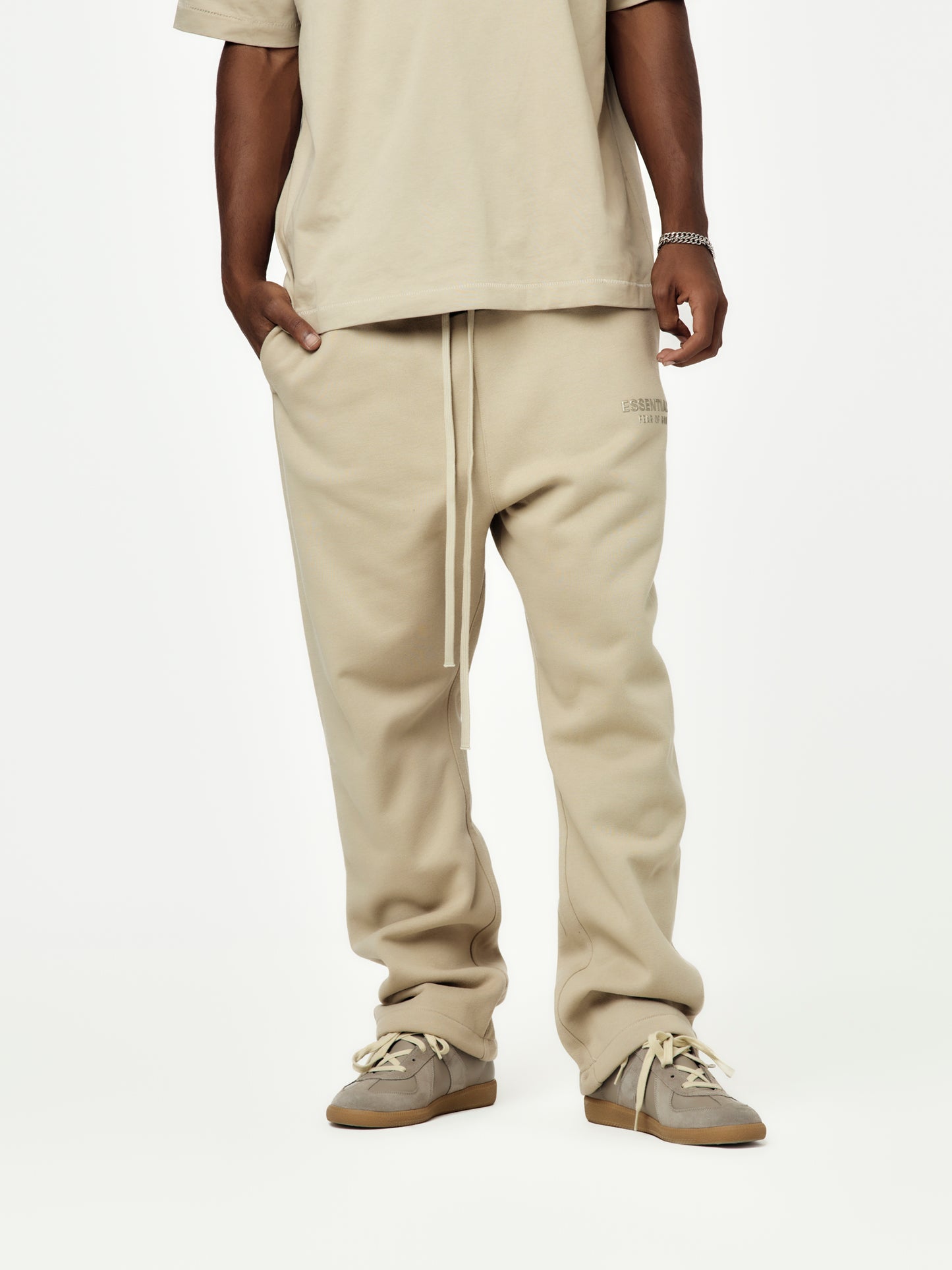 Relaxed Fleece Sweatpant (Timber)