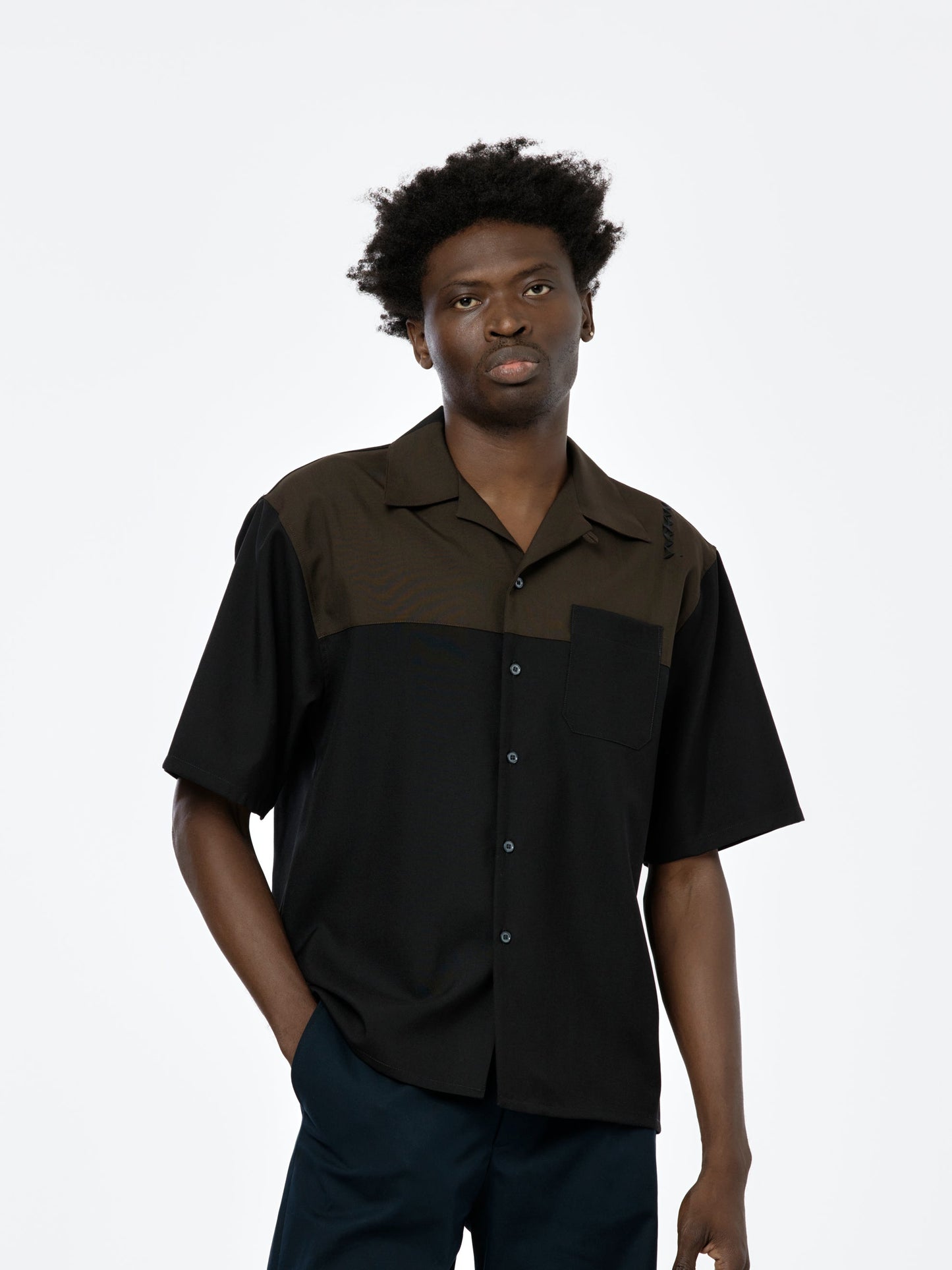 Bi-Color Tropical Wool Short Sleeve Bowling Shirt (Black)