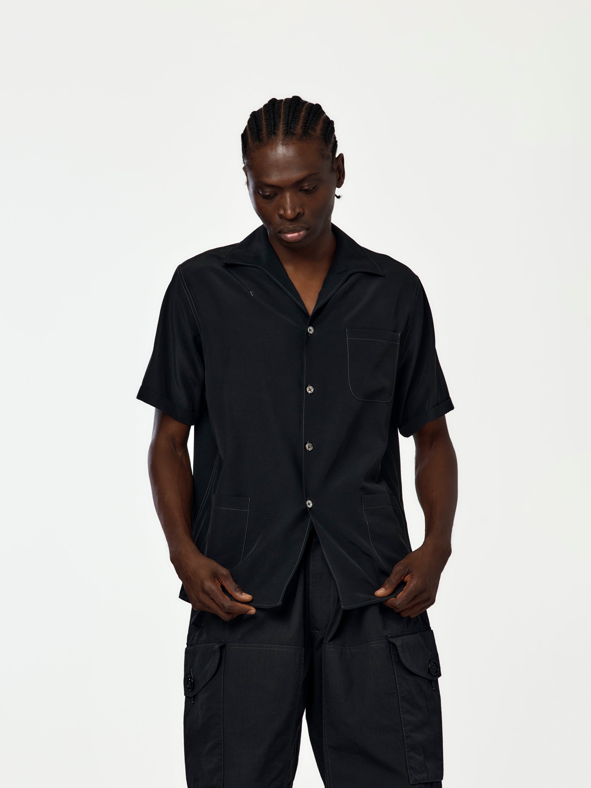 Maison Margiela スリムフィットストレッチシャツ　黒 082225_MARGIELA_MODEL005.jpg?v