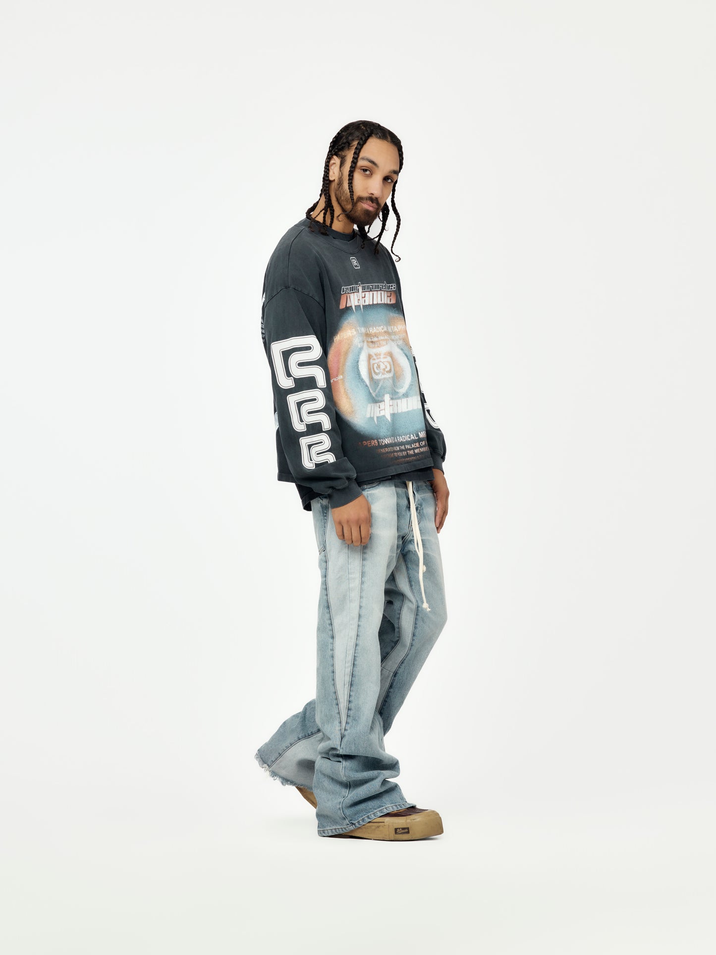 Divinity Paper Garden LS Tee (Faded Black)