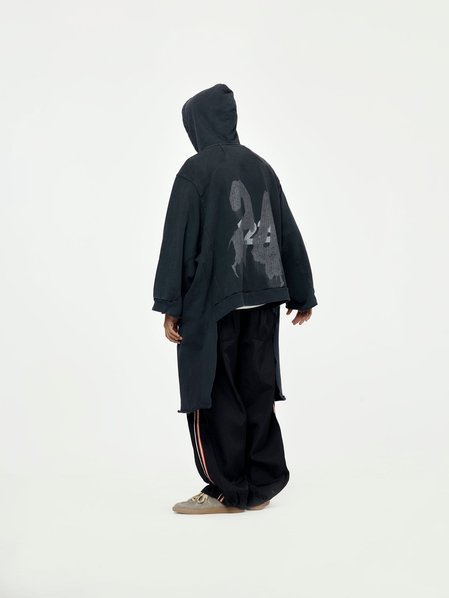 APOCRYPHAL HOODIE (Black)