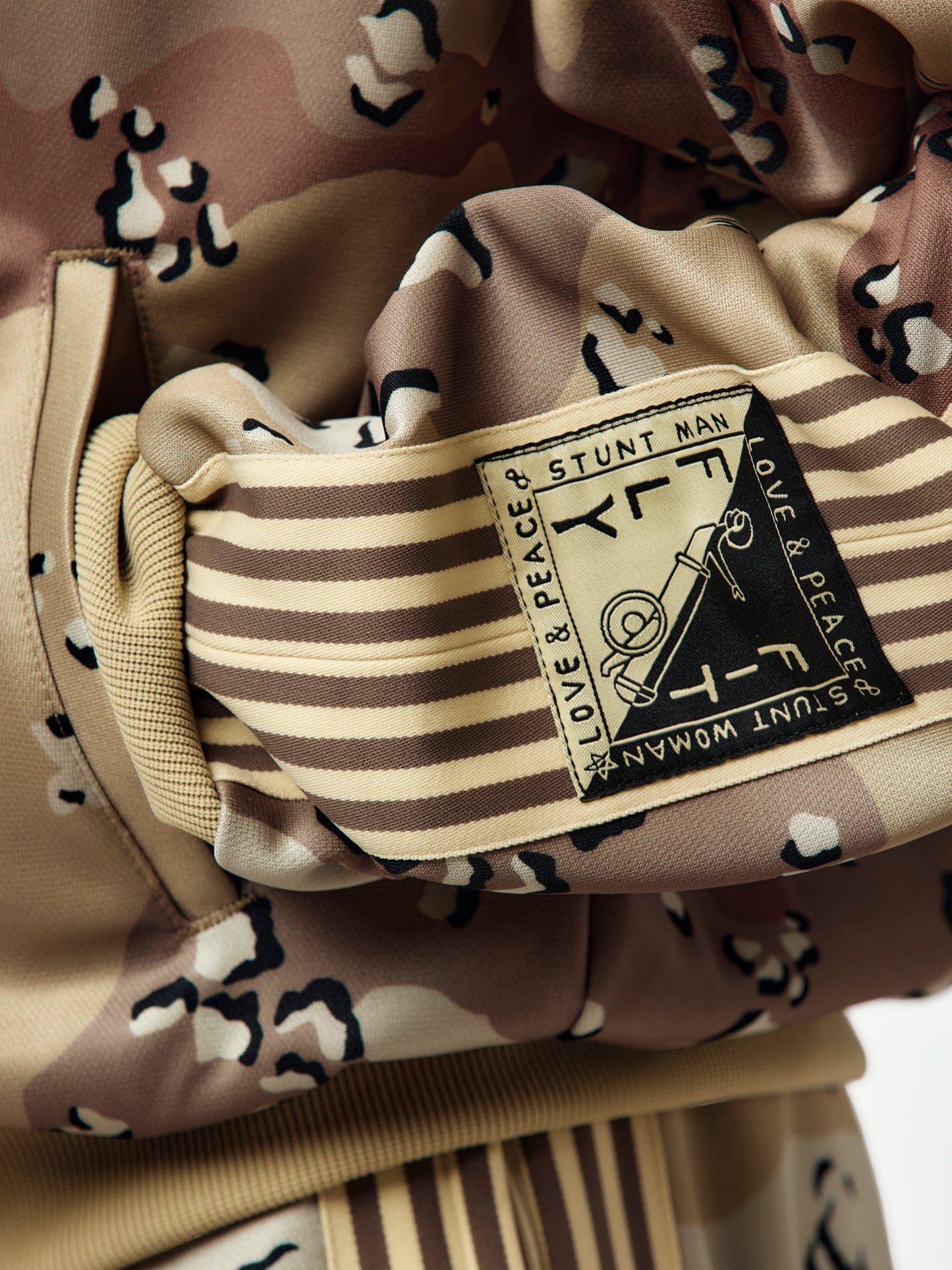 Smooth Jersey CHOCO-CHIP Camo Track JKT