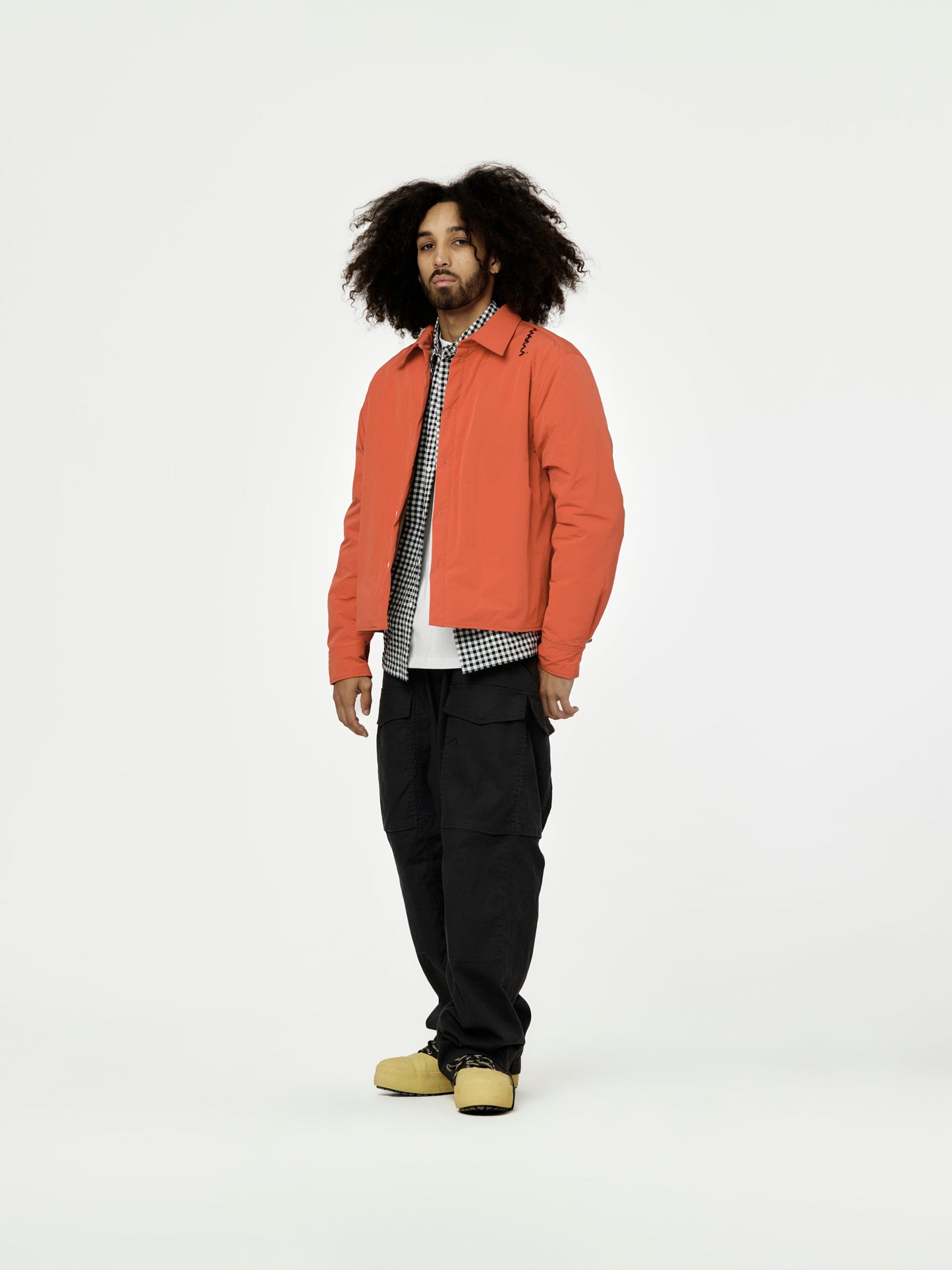 Crinkled Nylon Blend Padded Long-Sleeved Shirt (Crimson)