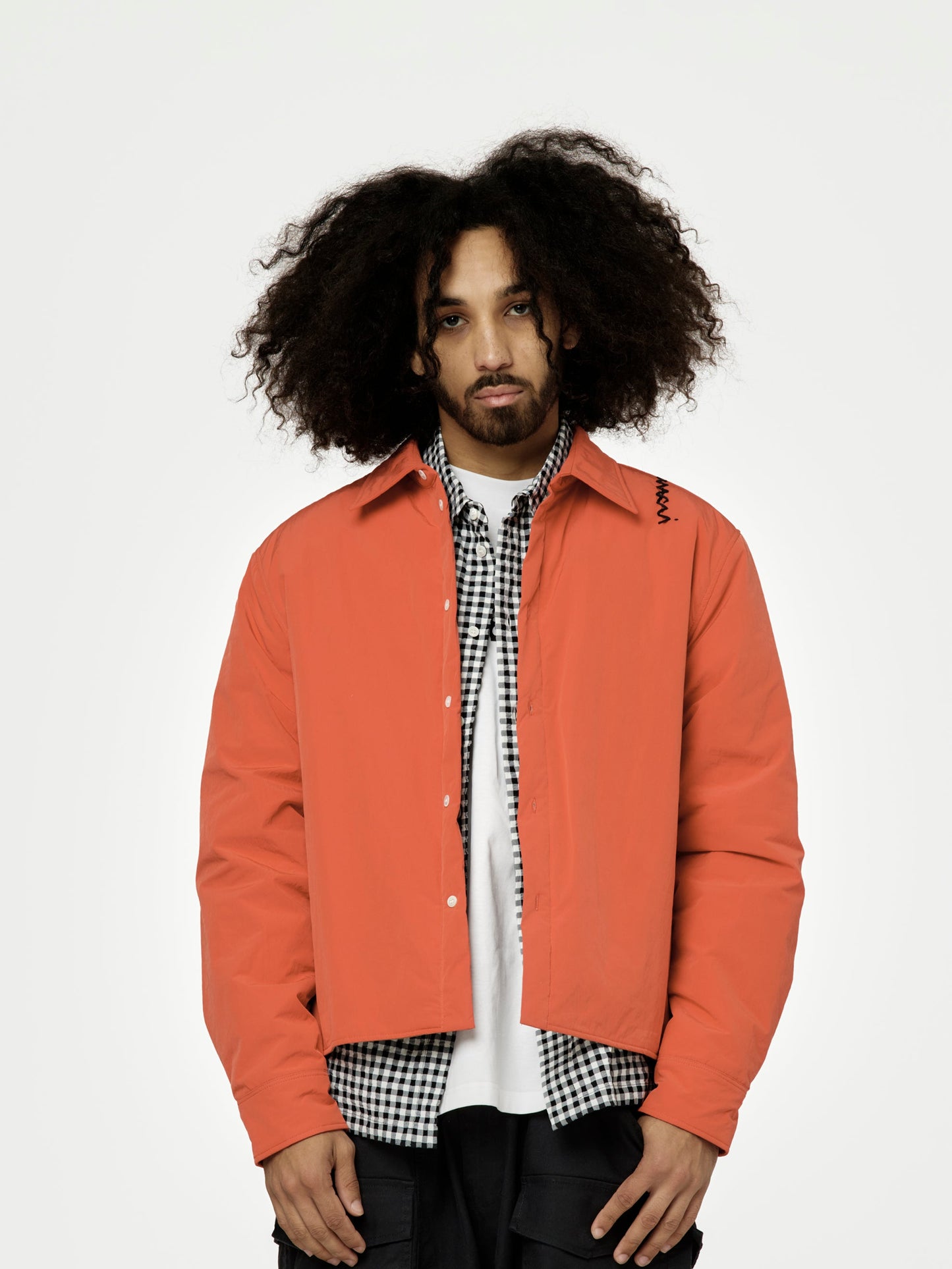 Crinkled Nylon Blend Padded Long-Sleeved Shirt (Crimson)