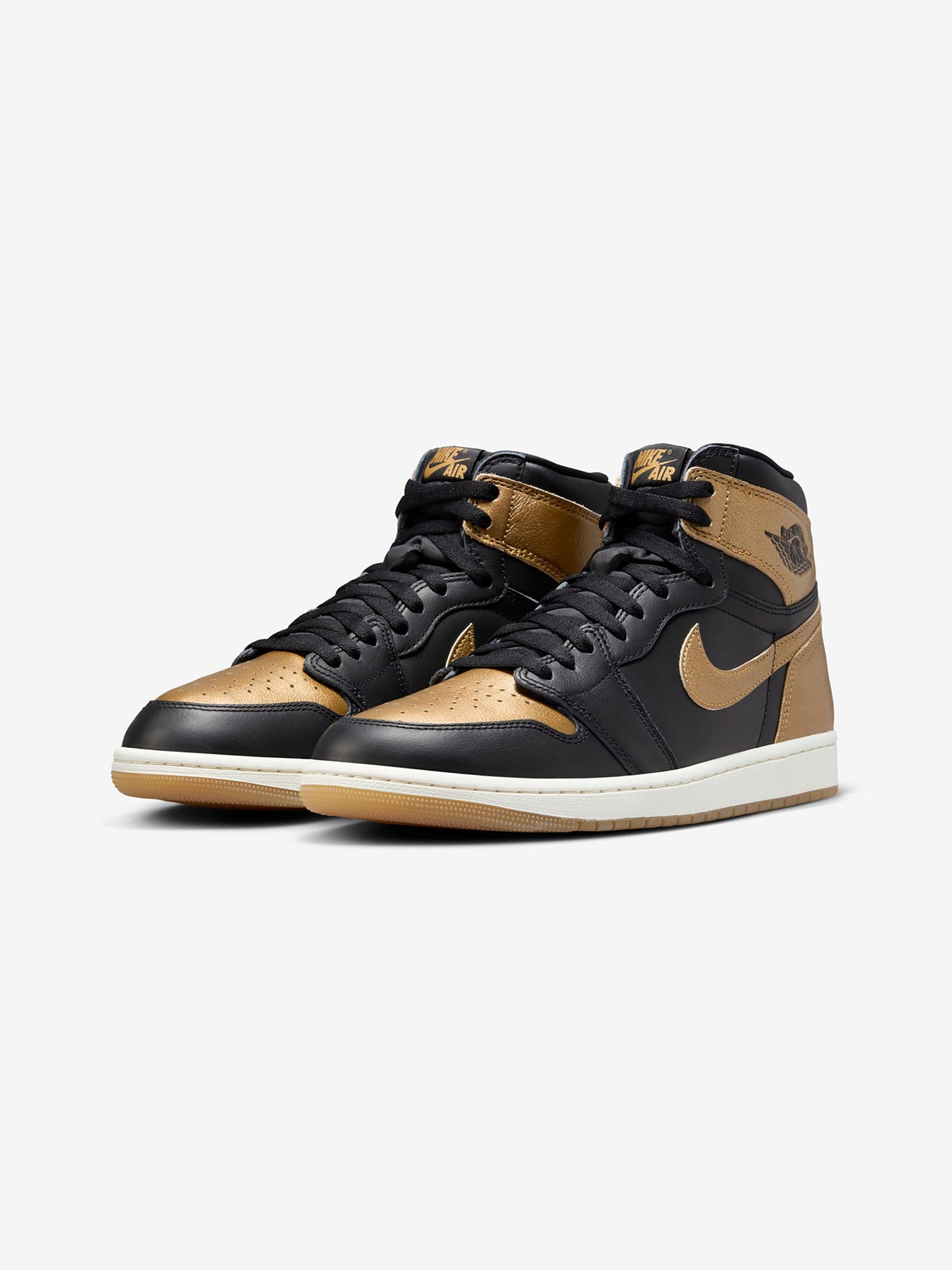 Air Jordan 1 Retro High OG (Black/Metallic Gold/Sail)
