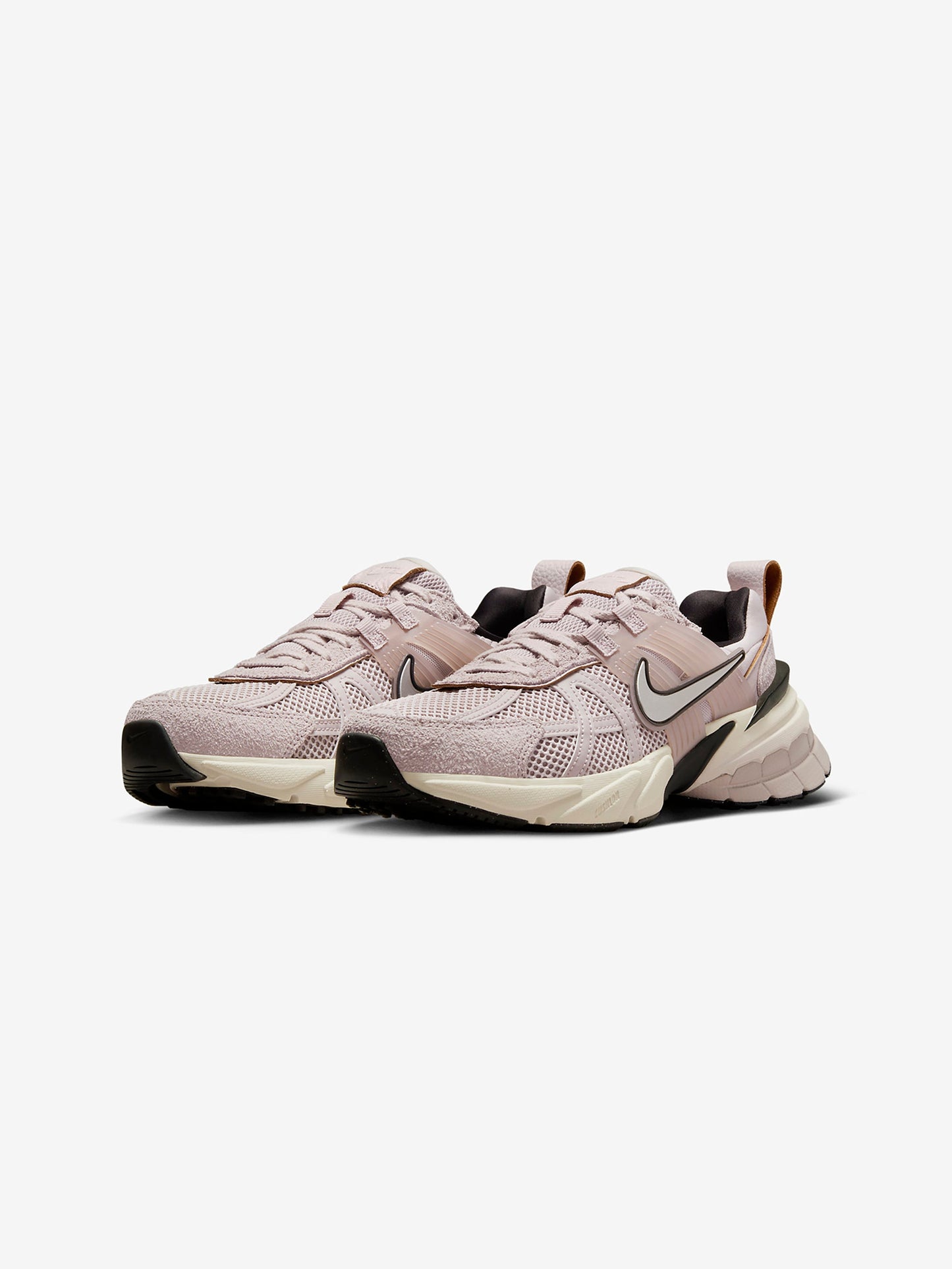 Women's Nike V2K Run (Platinum Violet/Chrome/Light Bone/Black)