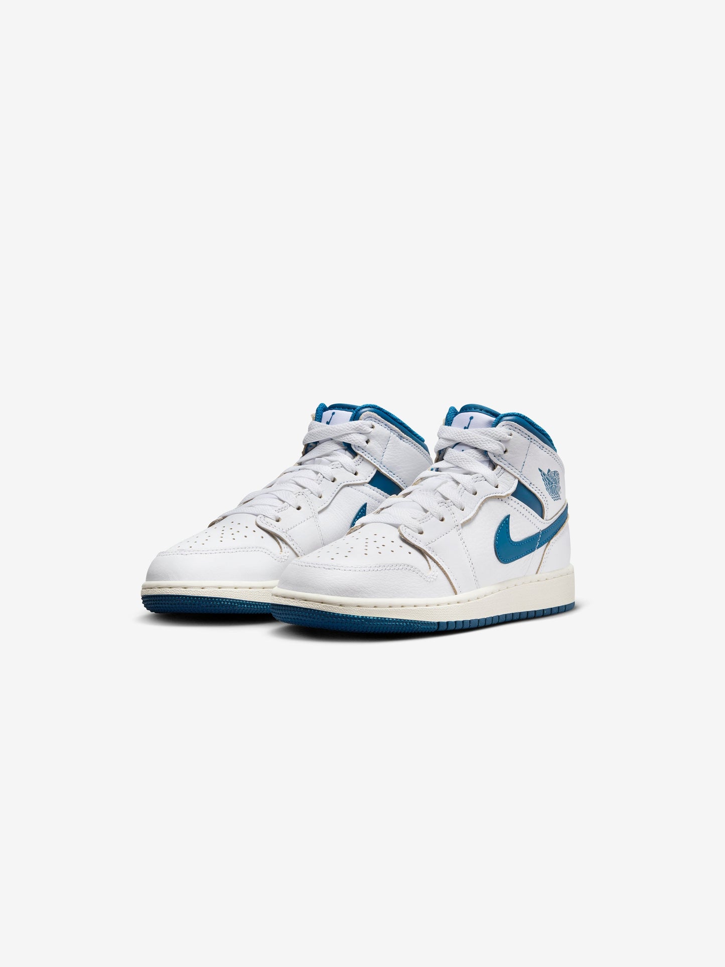 AIR JORDAN 1 MID SE (GS) (WHITE/INDUSTRIAL BLUE-SAIL)