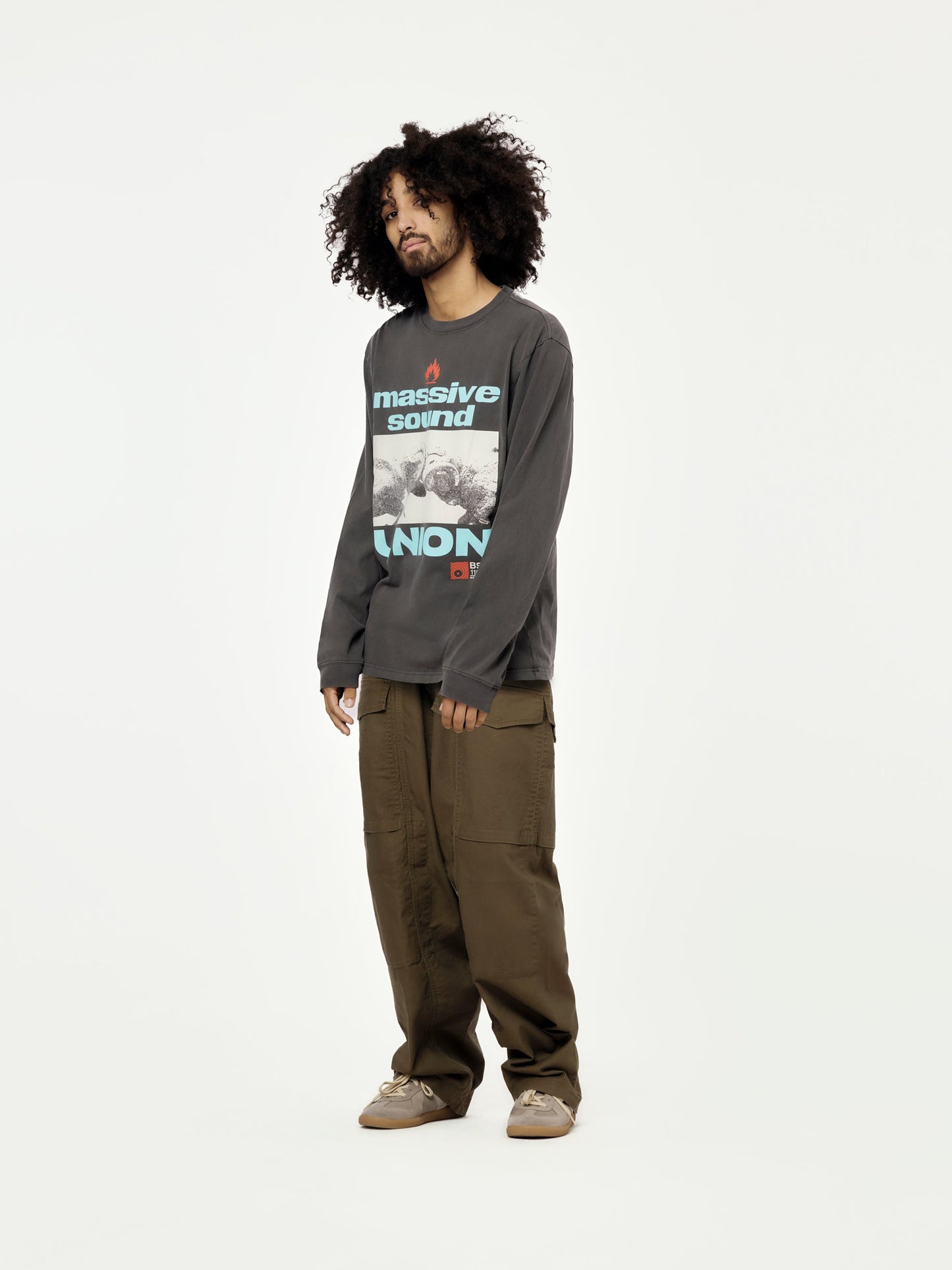 Massive L/S Tee (Vintage Black)