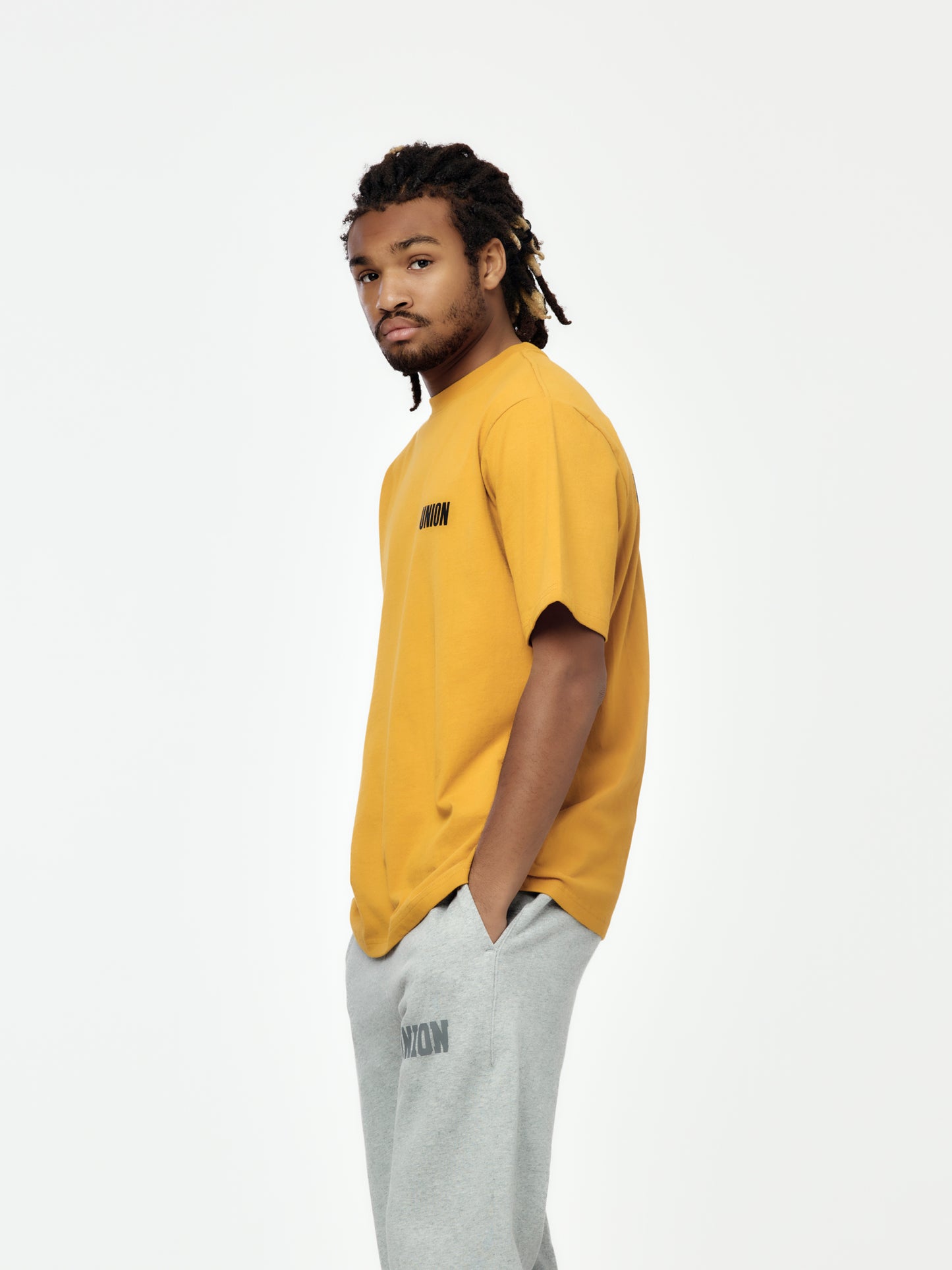 Frontin Tee (Pale Yellow)