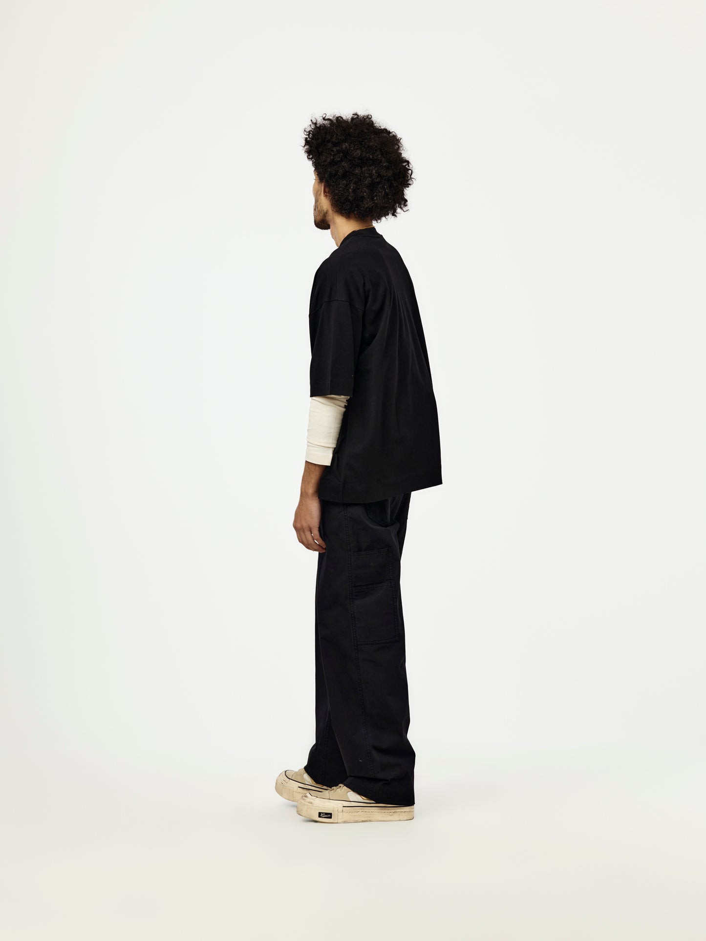 Heno T-Shirt (Black)