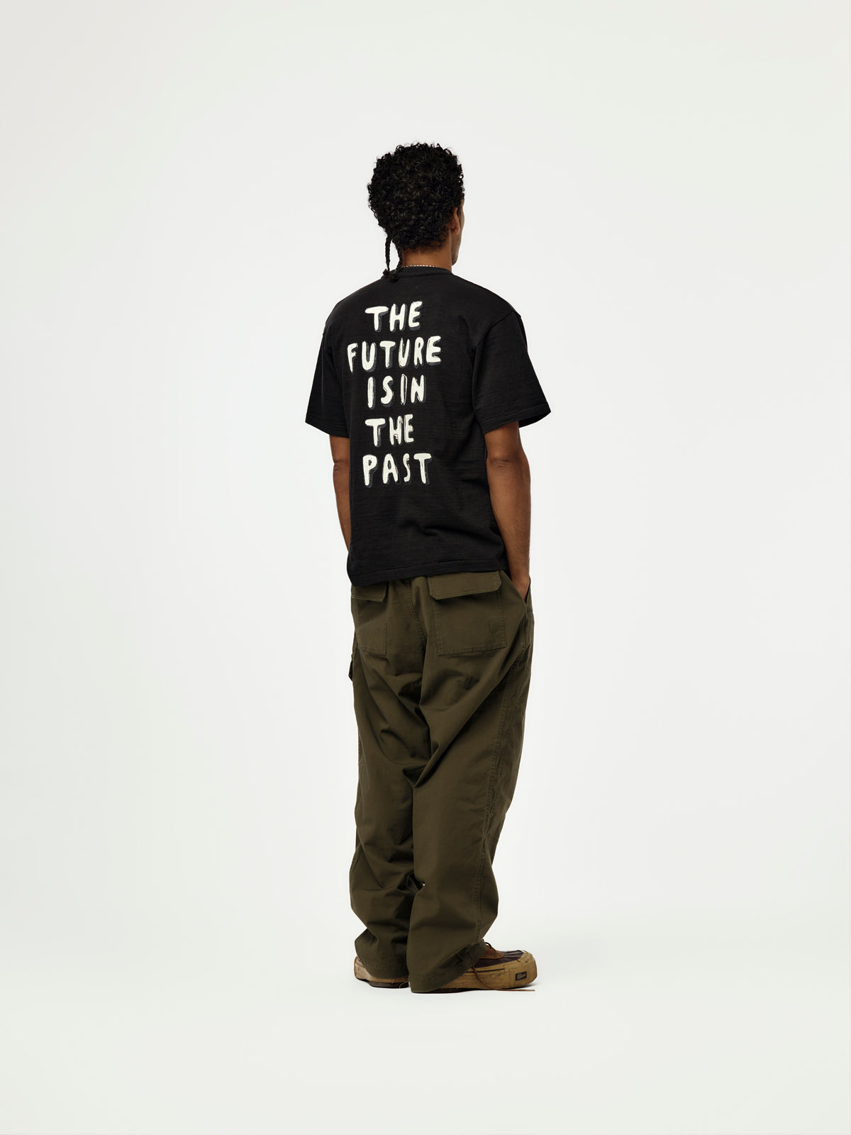 GRAPHIC T-SHIRT (BLACK) - HM32TE014