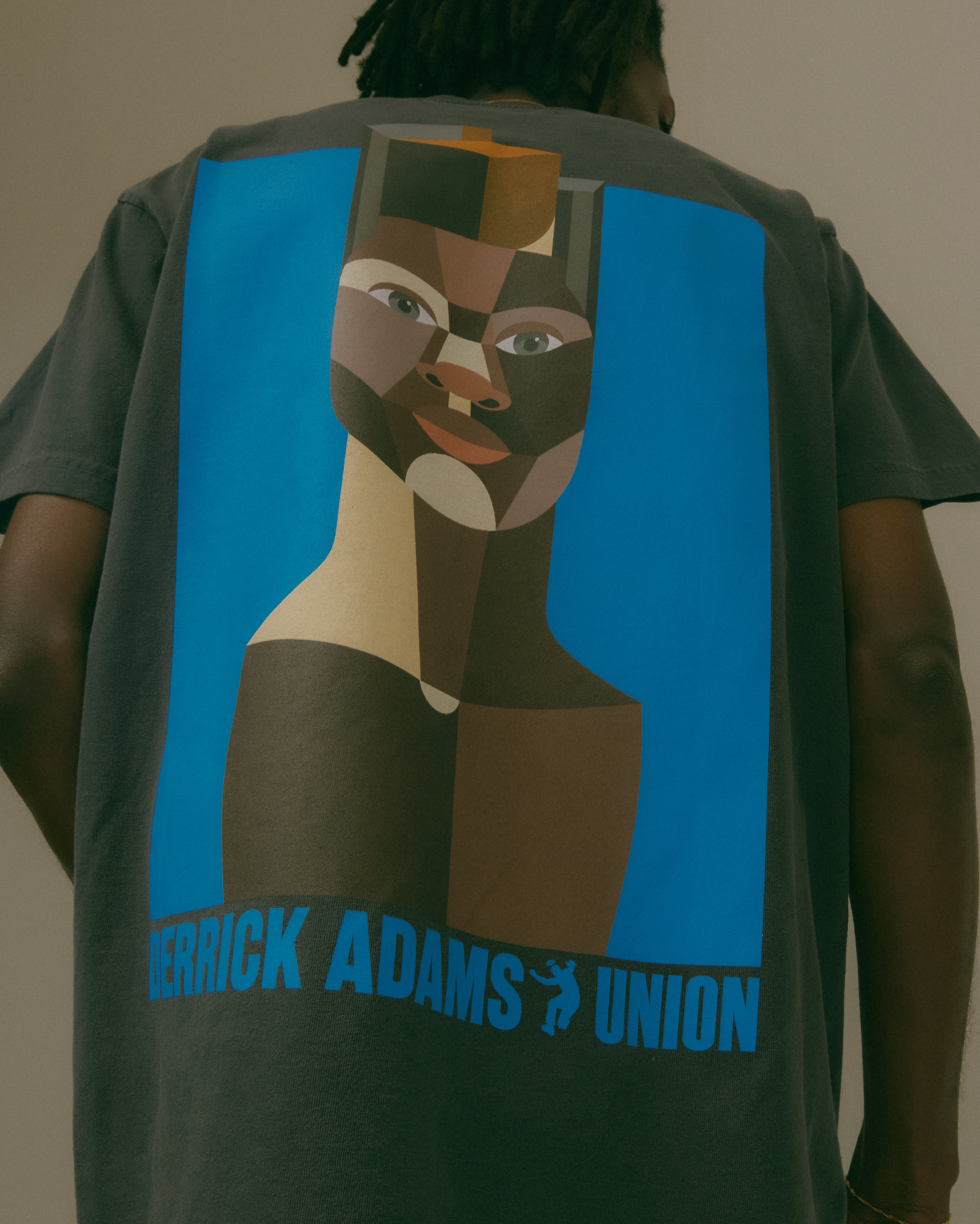 DA2590_HERO.jpg?v=1705960892&