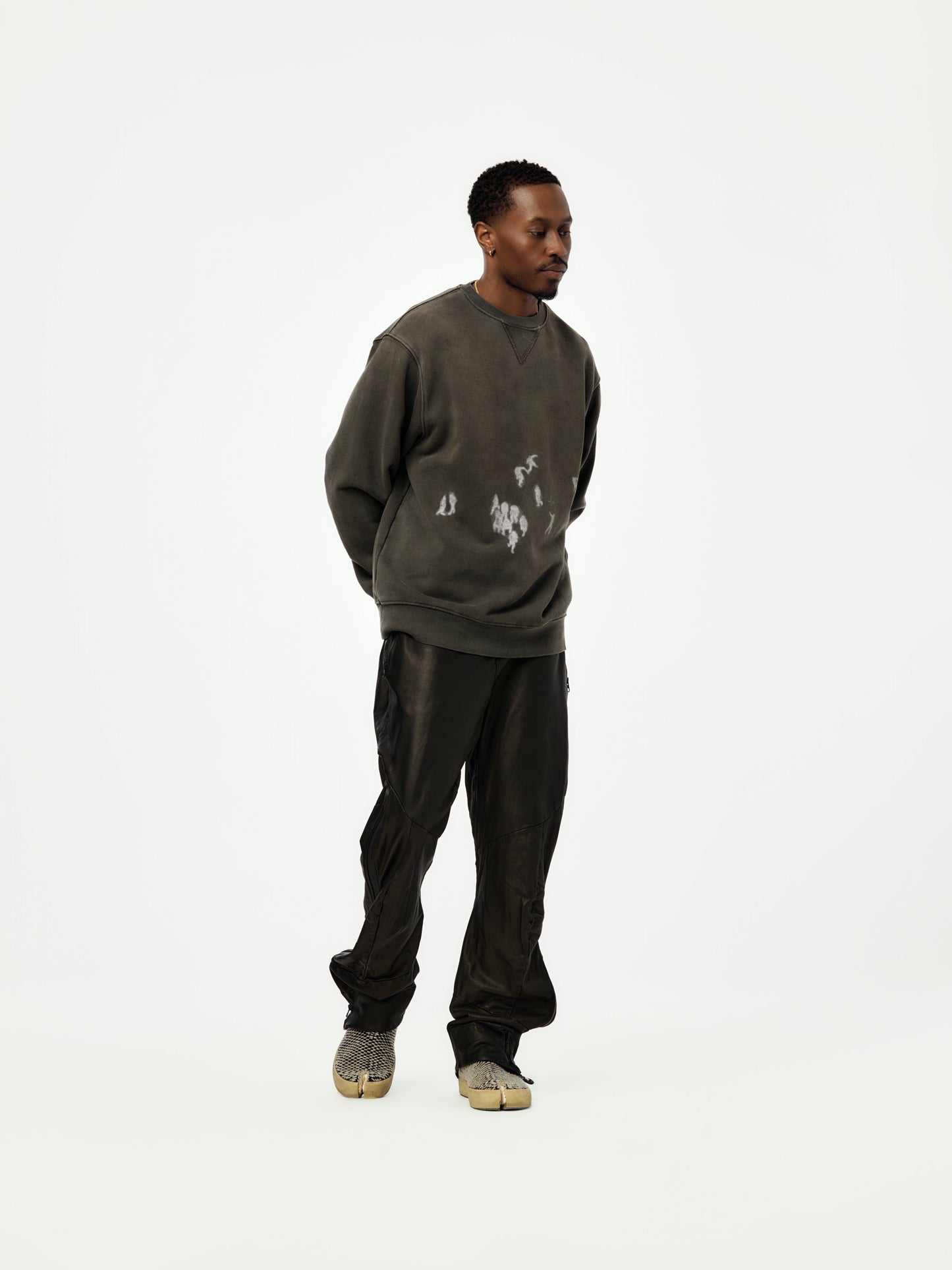 MOLOTOV CREWNECK