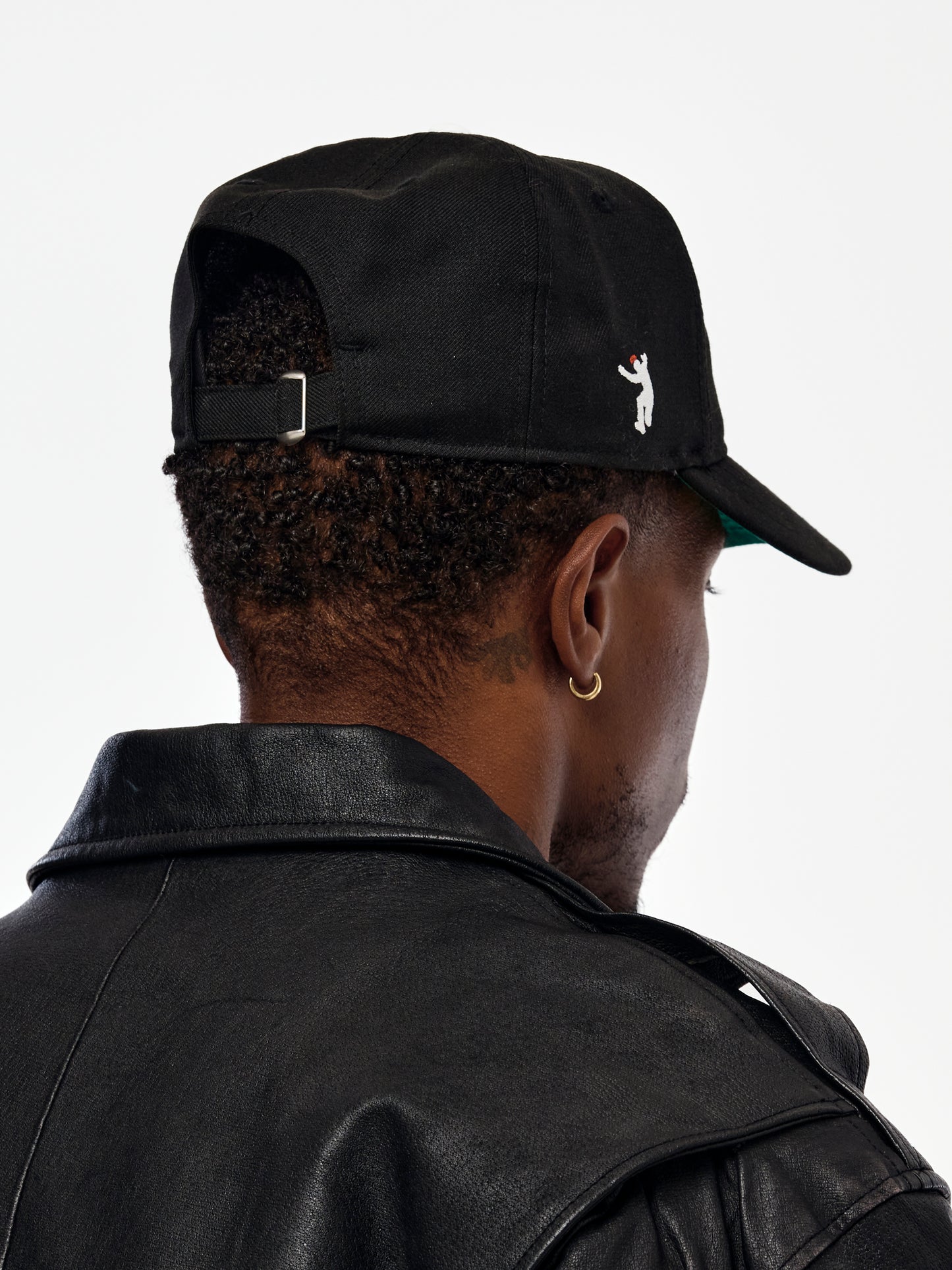 Tilted Cap (Black)