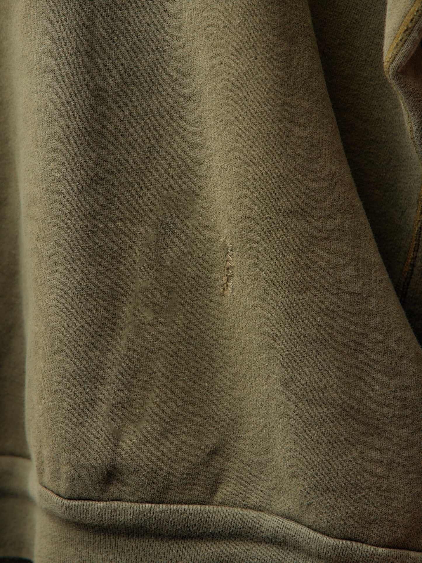 Vintage Double V Sweatshirt (OLIVE) (SIS)