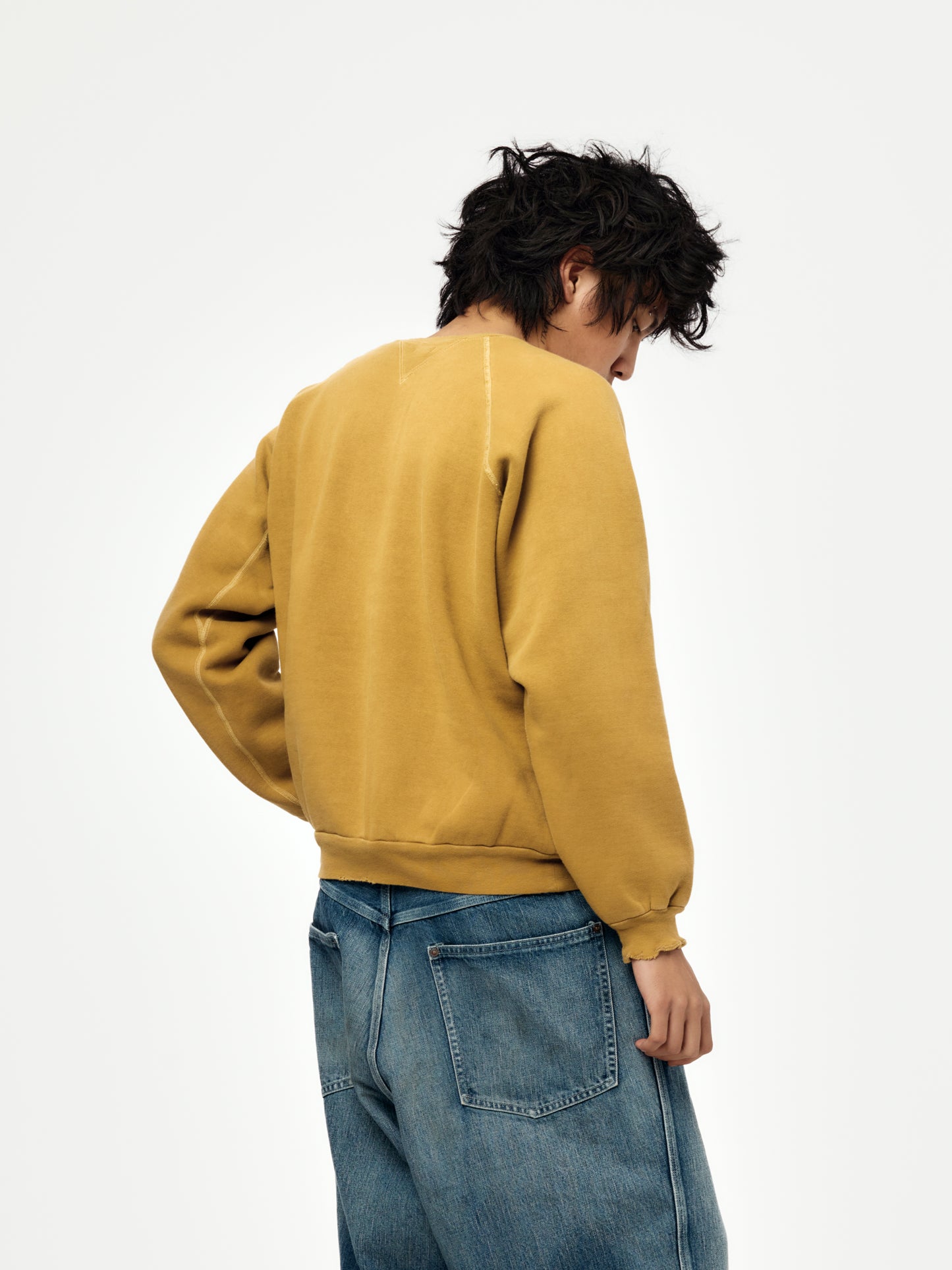 Vintage Double V Sweatshirt (GOLD) (SIS)