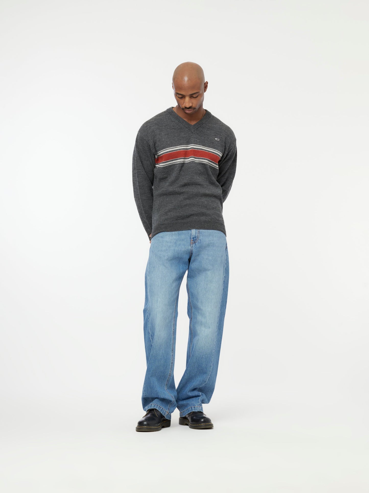 Field V-Neck Sweater (Dark Grey)