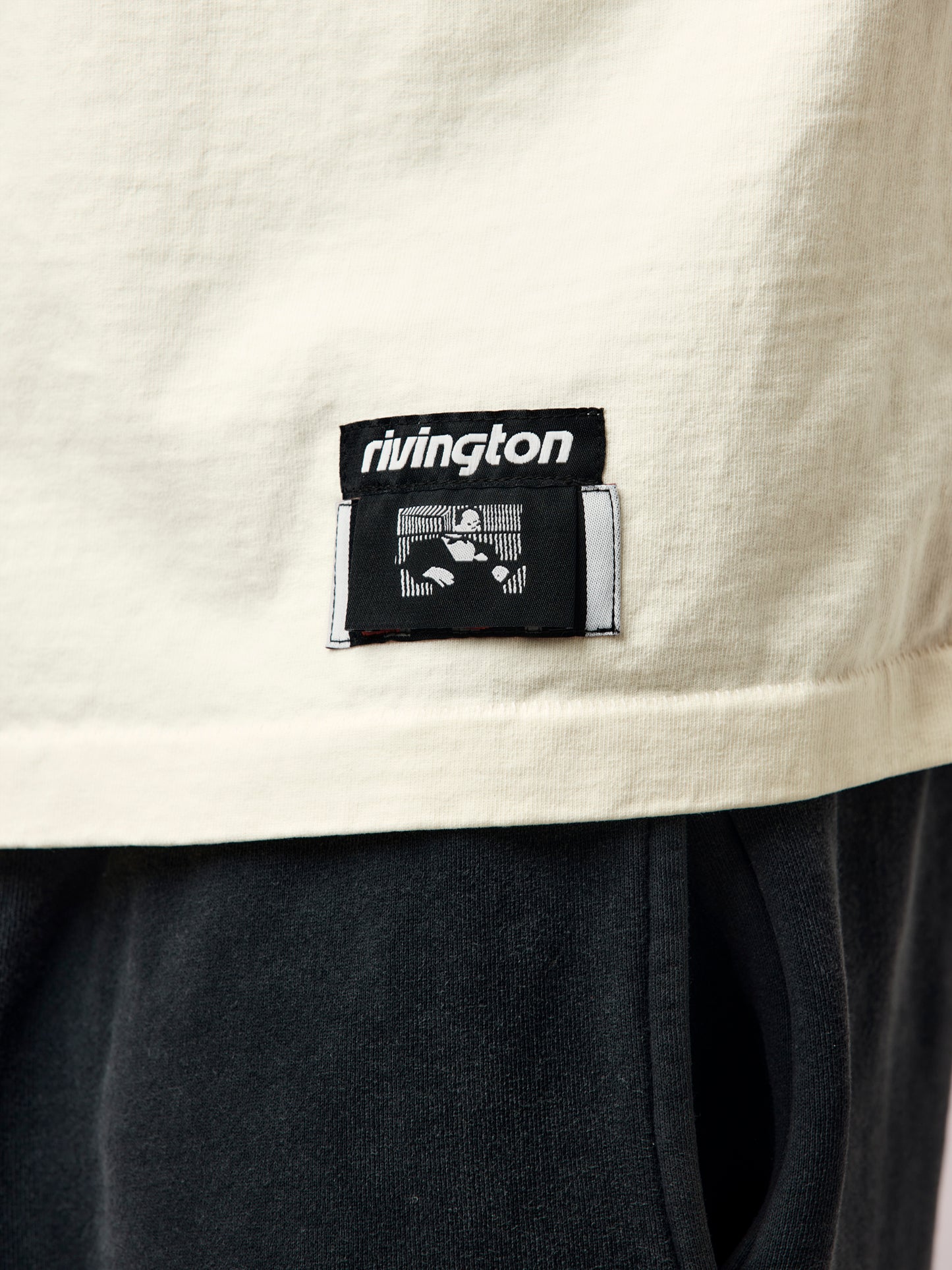 DARK ARTS CVA TEE (Max White)