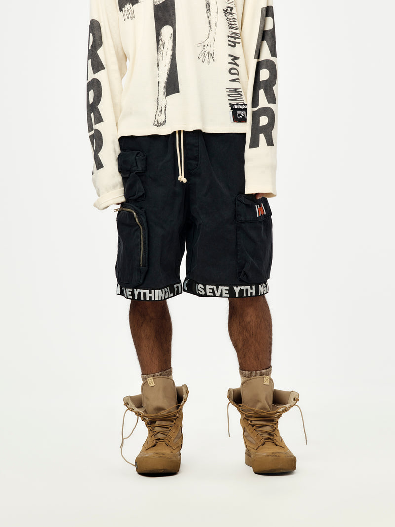 LEFT OUT SHORT (Black)