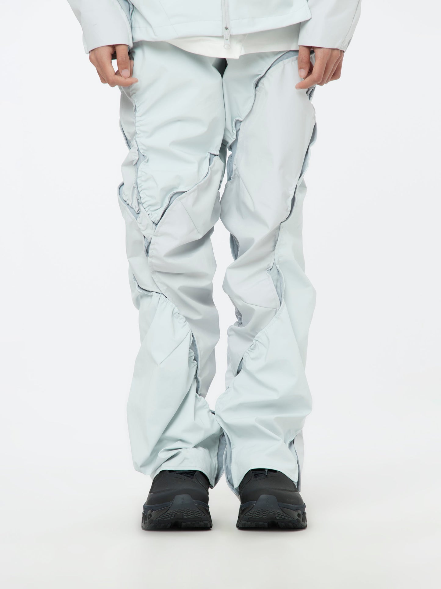 6.0 Technical Pants Left (Ice)