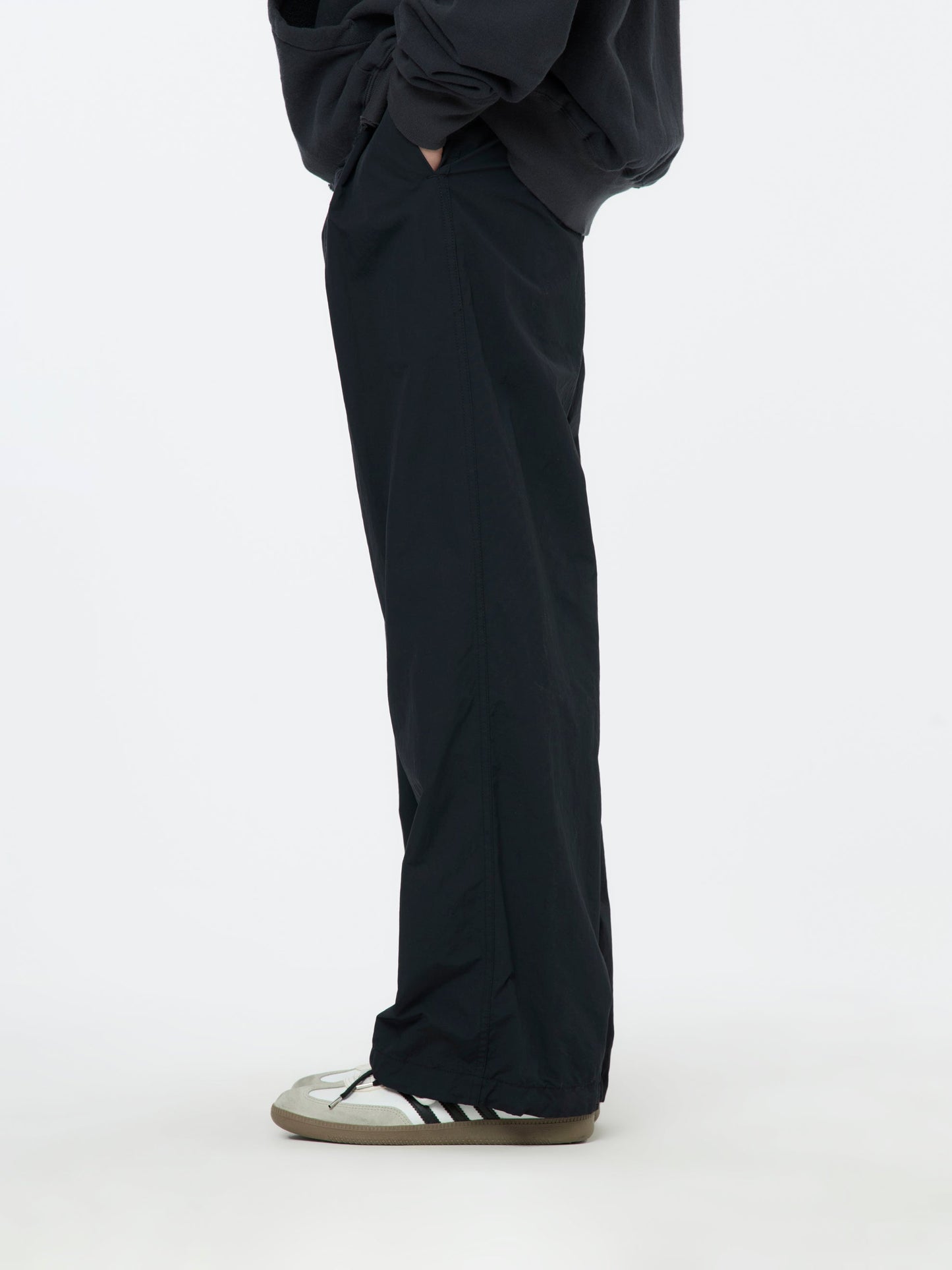 Nylon Woven Trousers (Black)