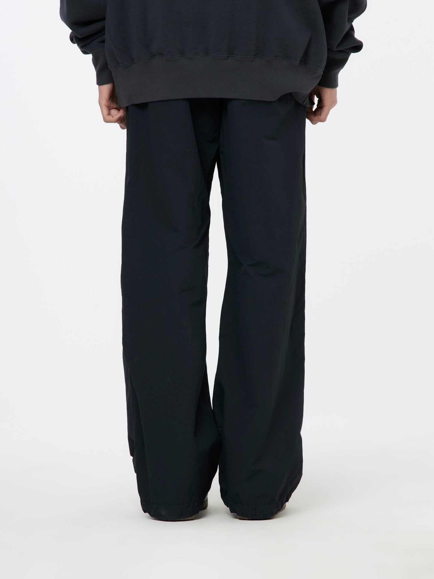 Nylon Woven Trousers (Black)