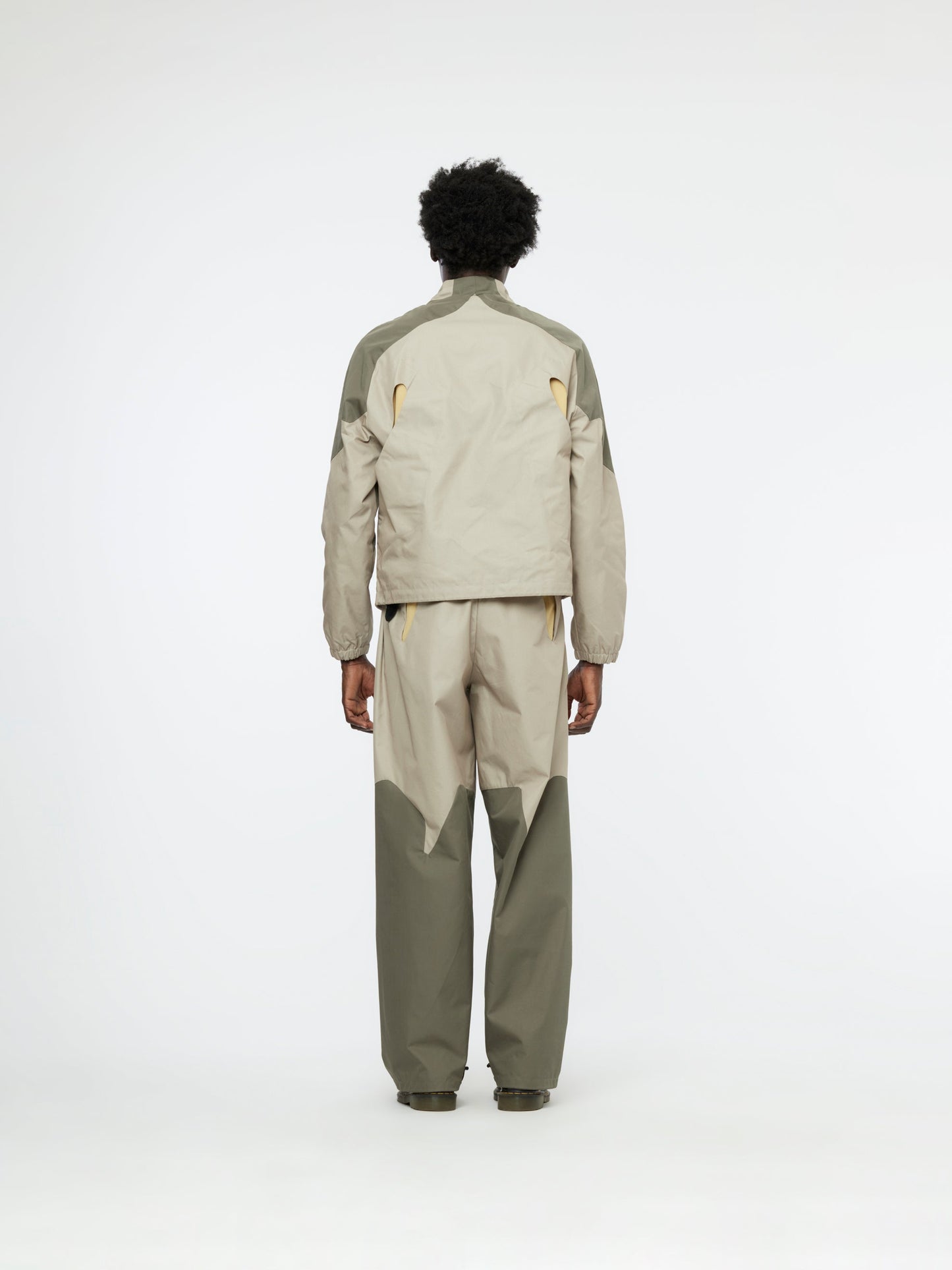 APERTURE TRACK TOP (Taupe / Beige)