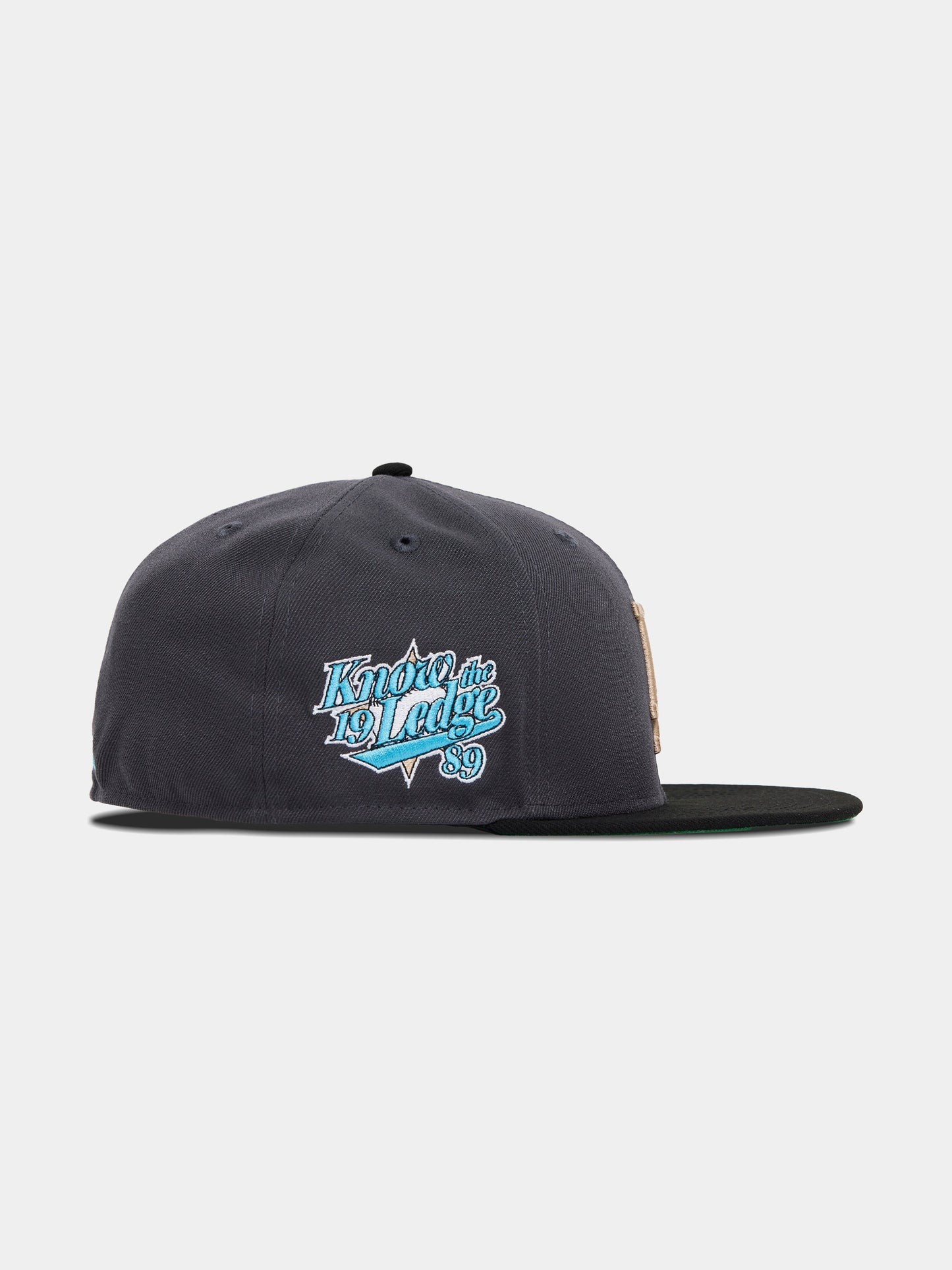 UN / Dodgers (Dark Pewter)