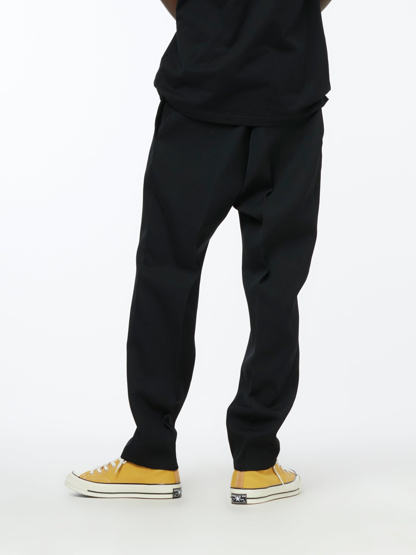 Relaxed Fit Trousers (Black)