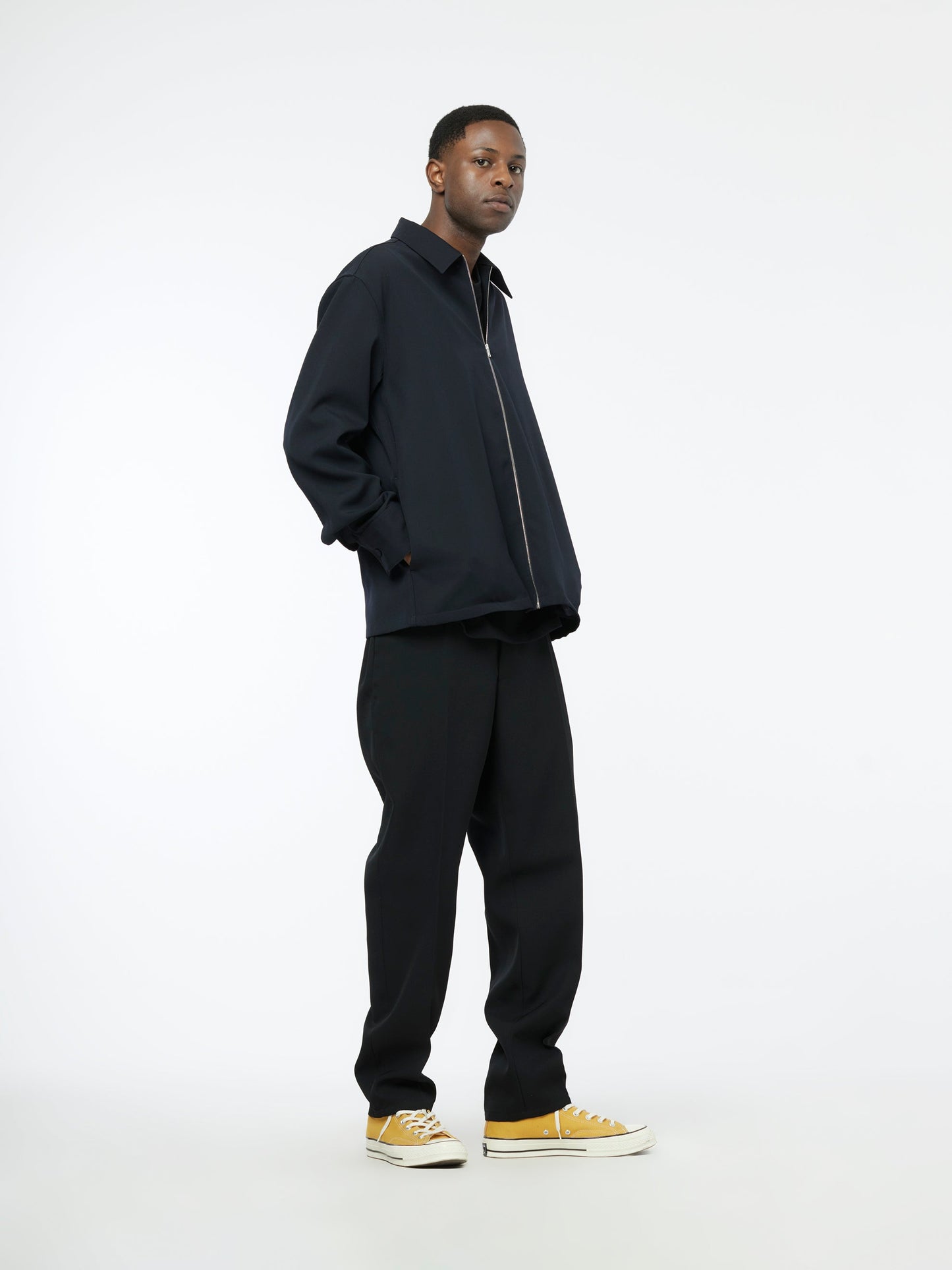 Relaxed Fit Trousers (Black)