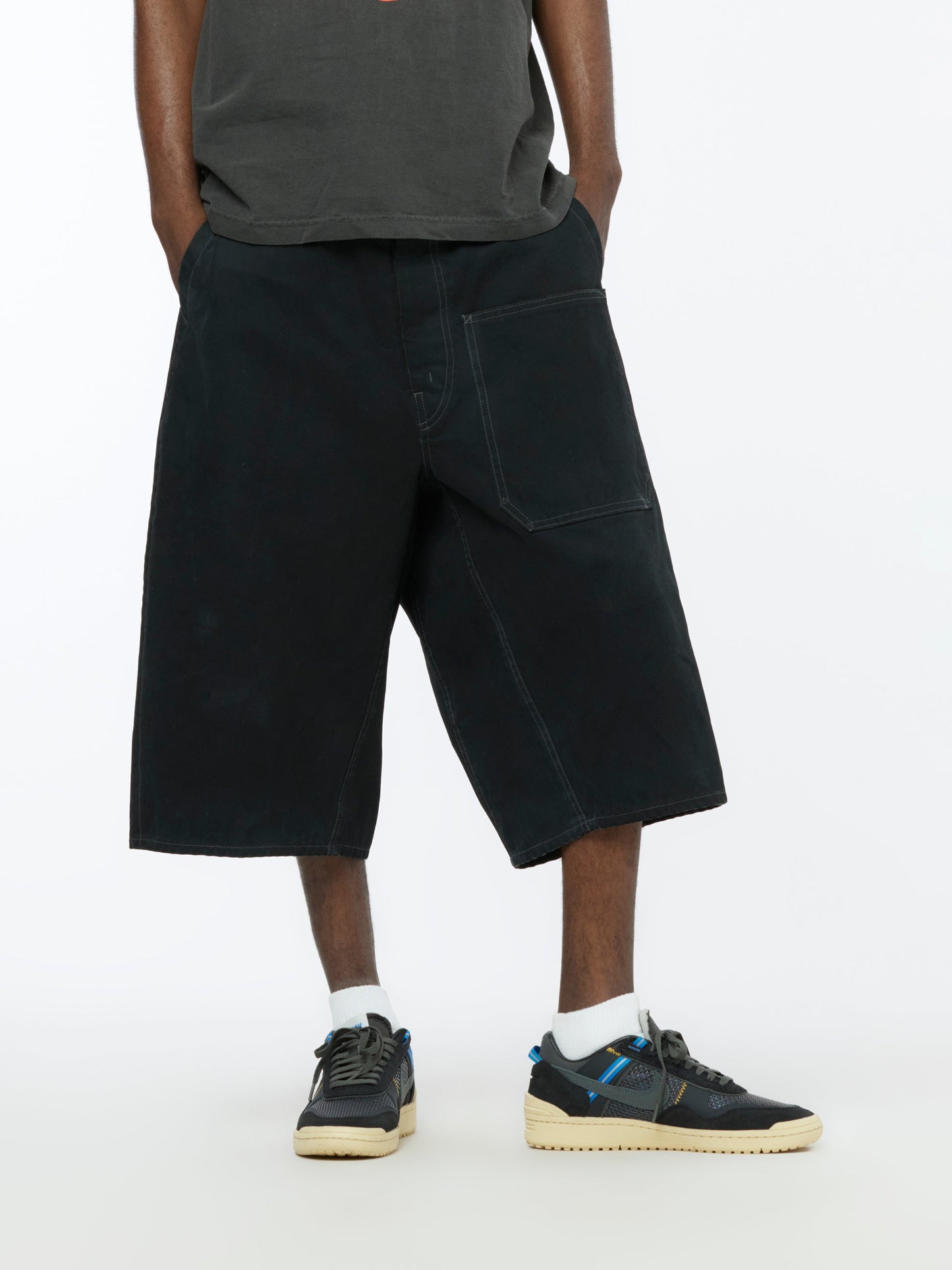 Canvas Short Pants (Black)