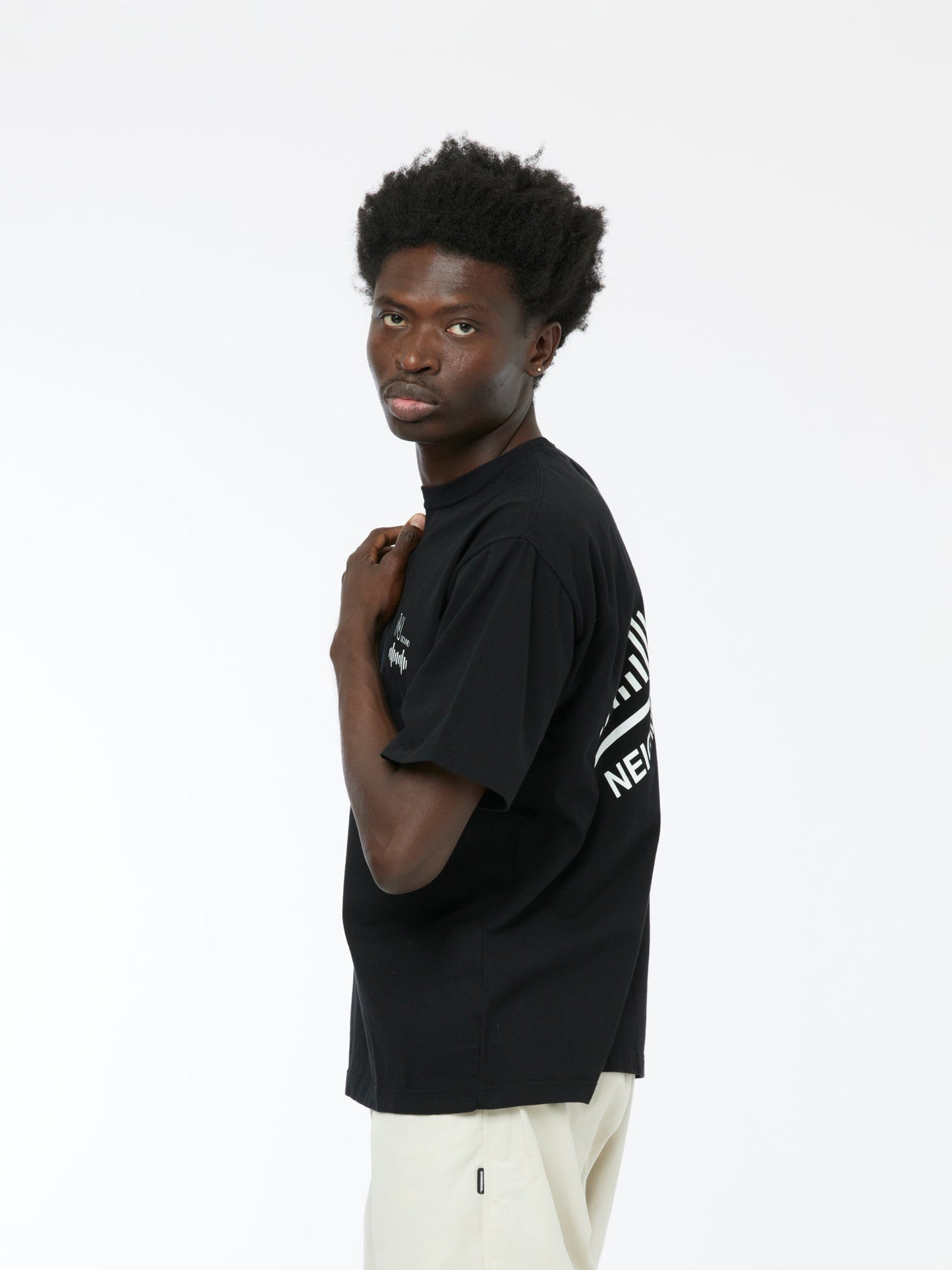 NH . BLACK TEE SS-5