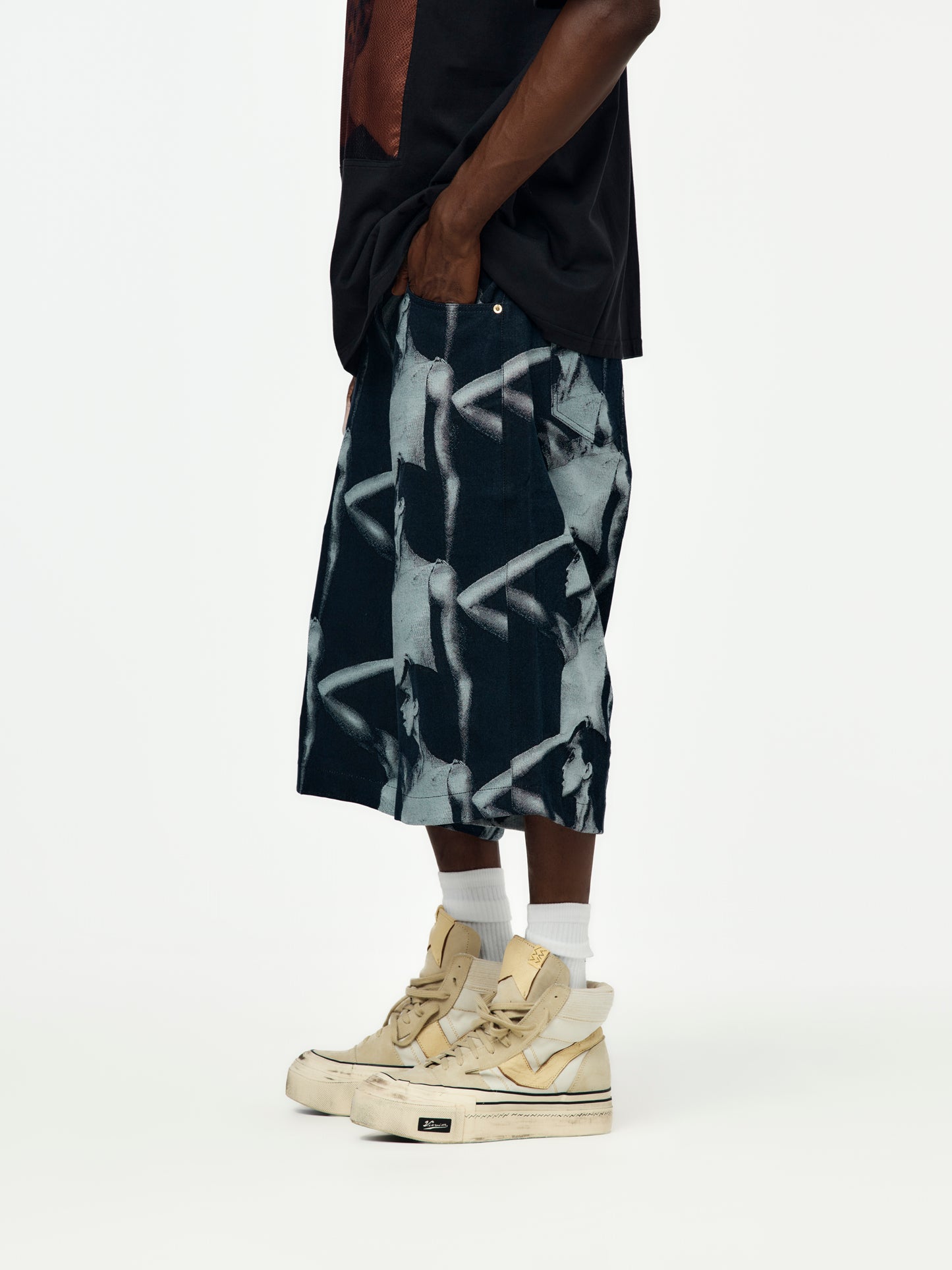 Jet Shorts (Jacquard Face Denim)