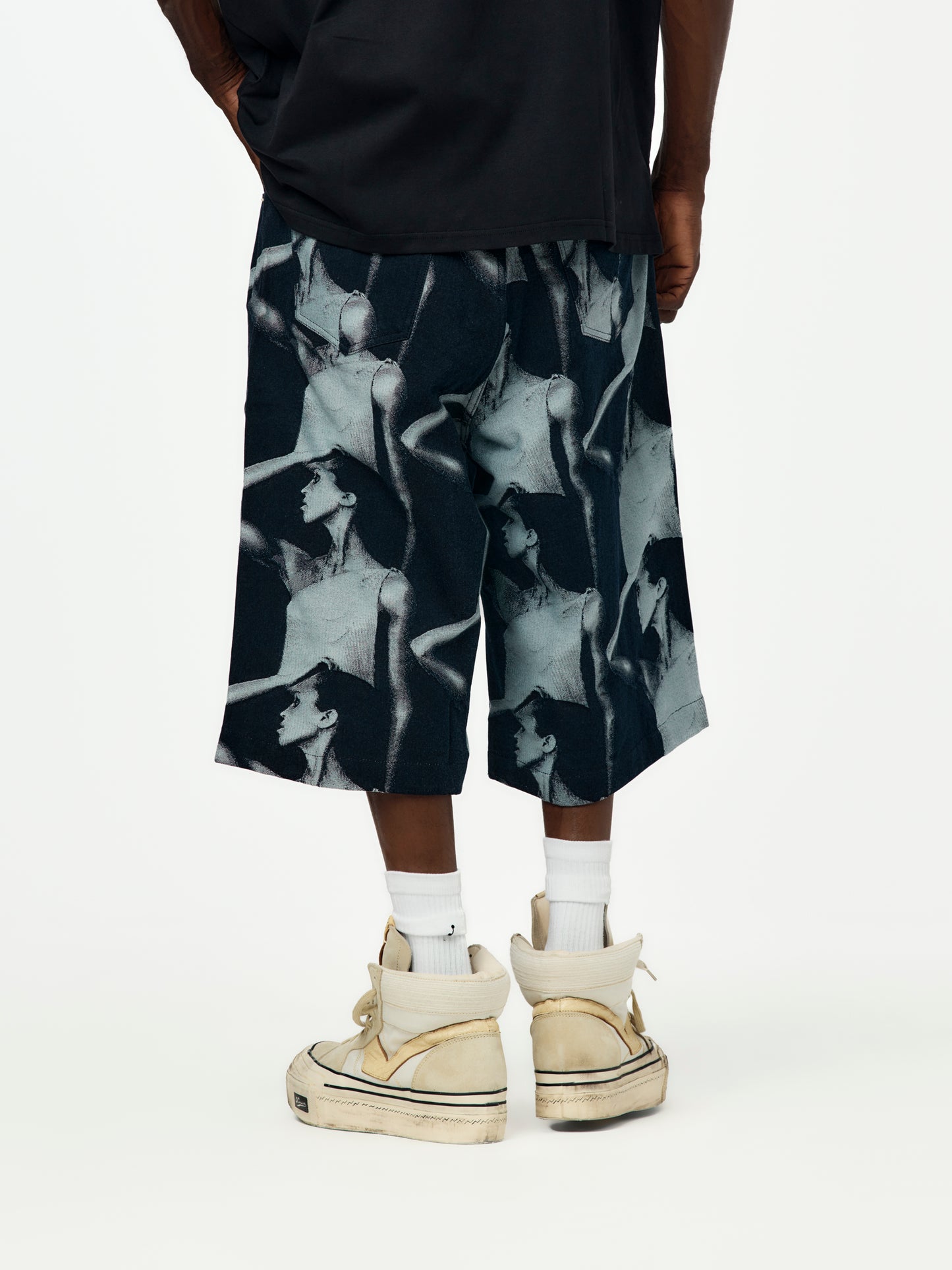 Jet Shorts (Jacquard Face Denim)
