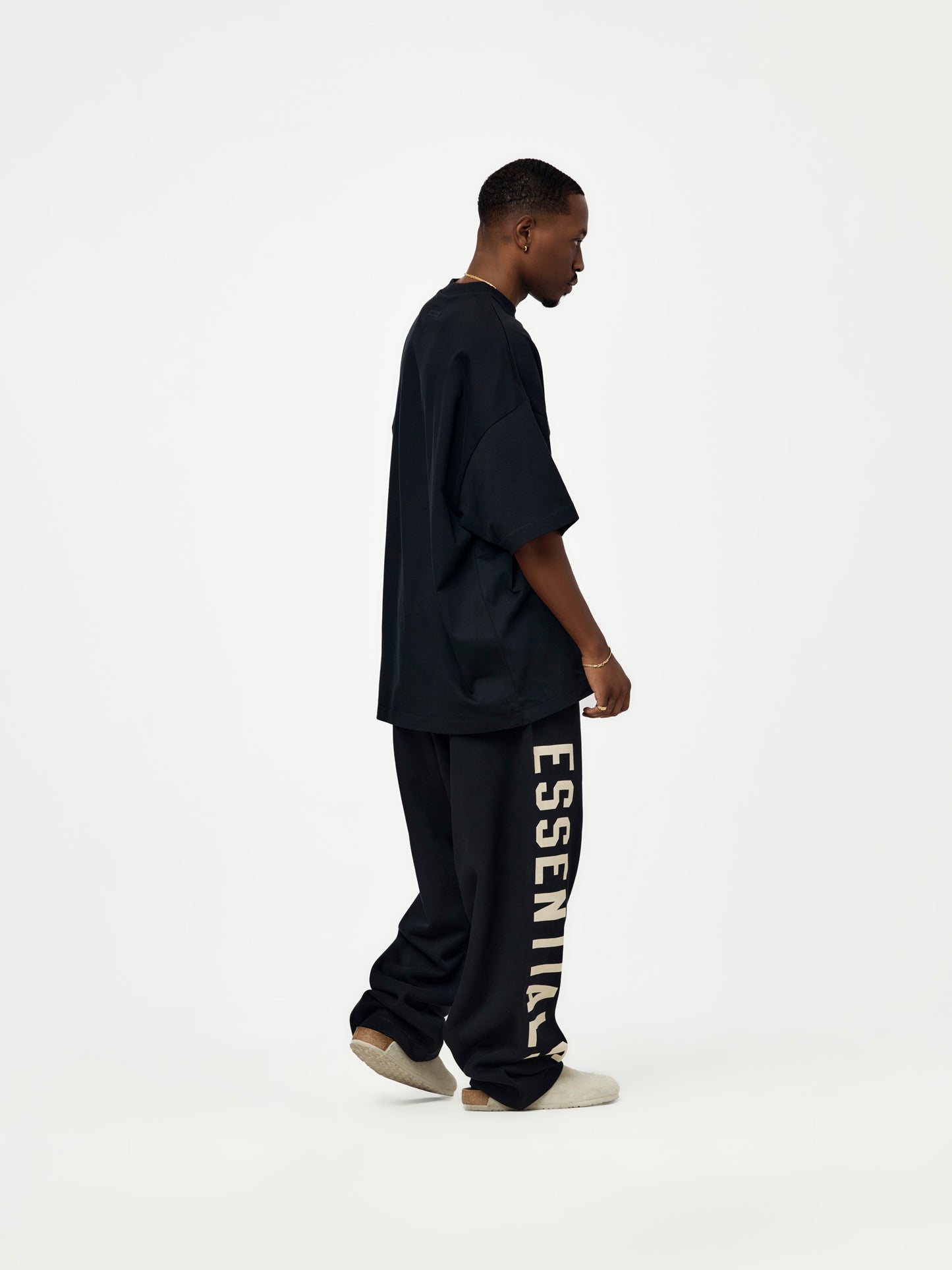 90's Fit T-Shirt (Jet Black)