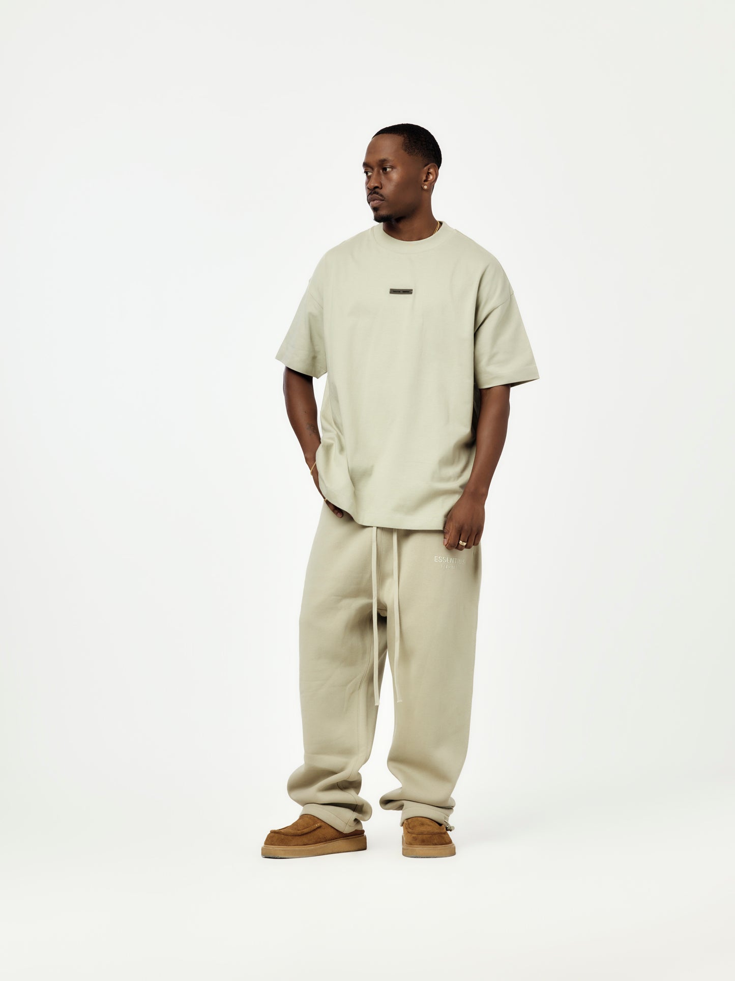 Classic Fit T-Shirt (Abbey Stone)