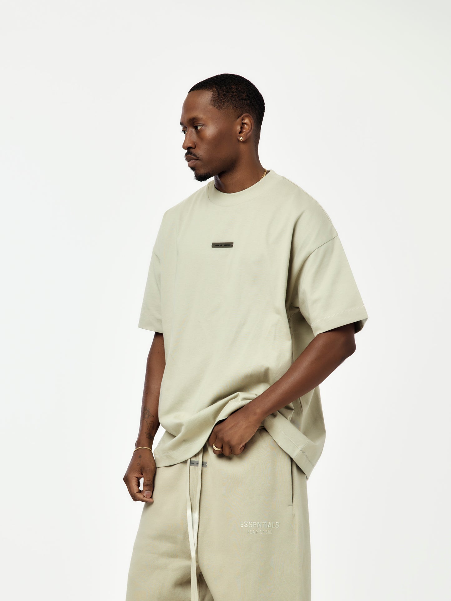 Classic Fit T-Shirt (Abbey Stone)