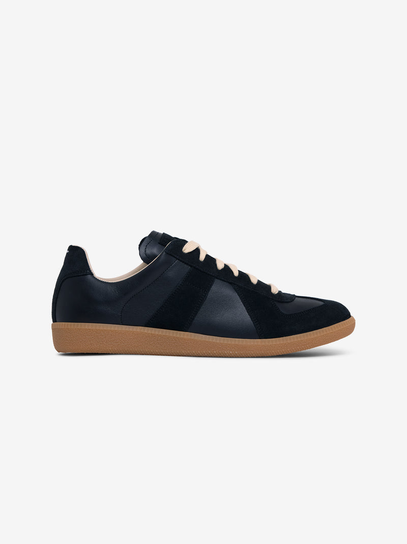 Replica (Black/Black)