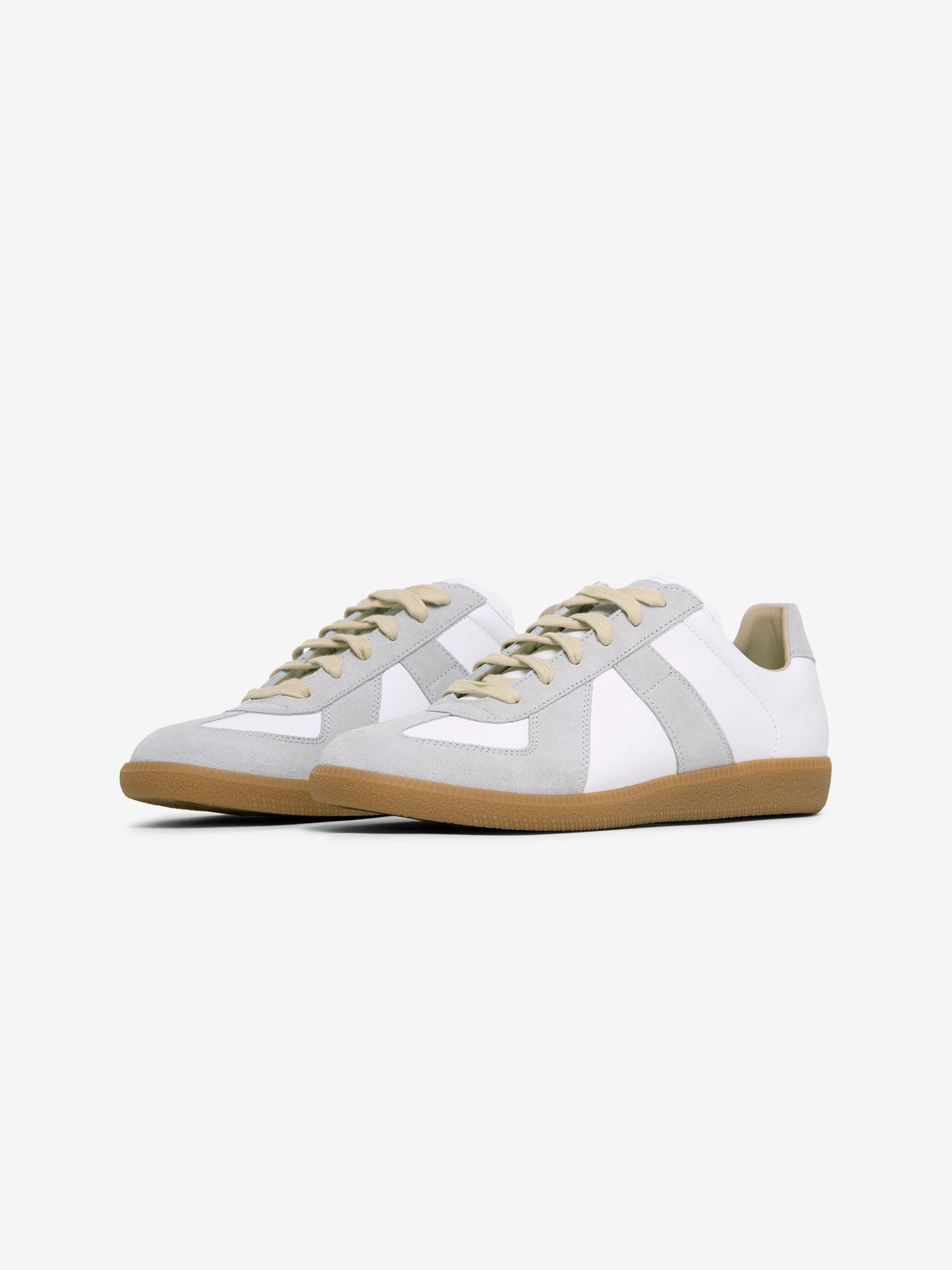 Replica (Off-White)