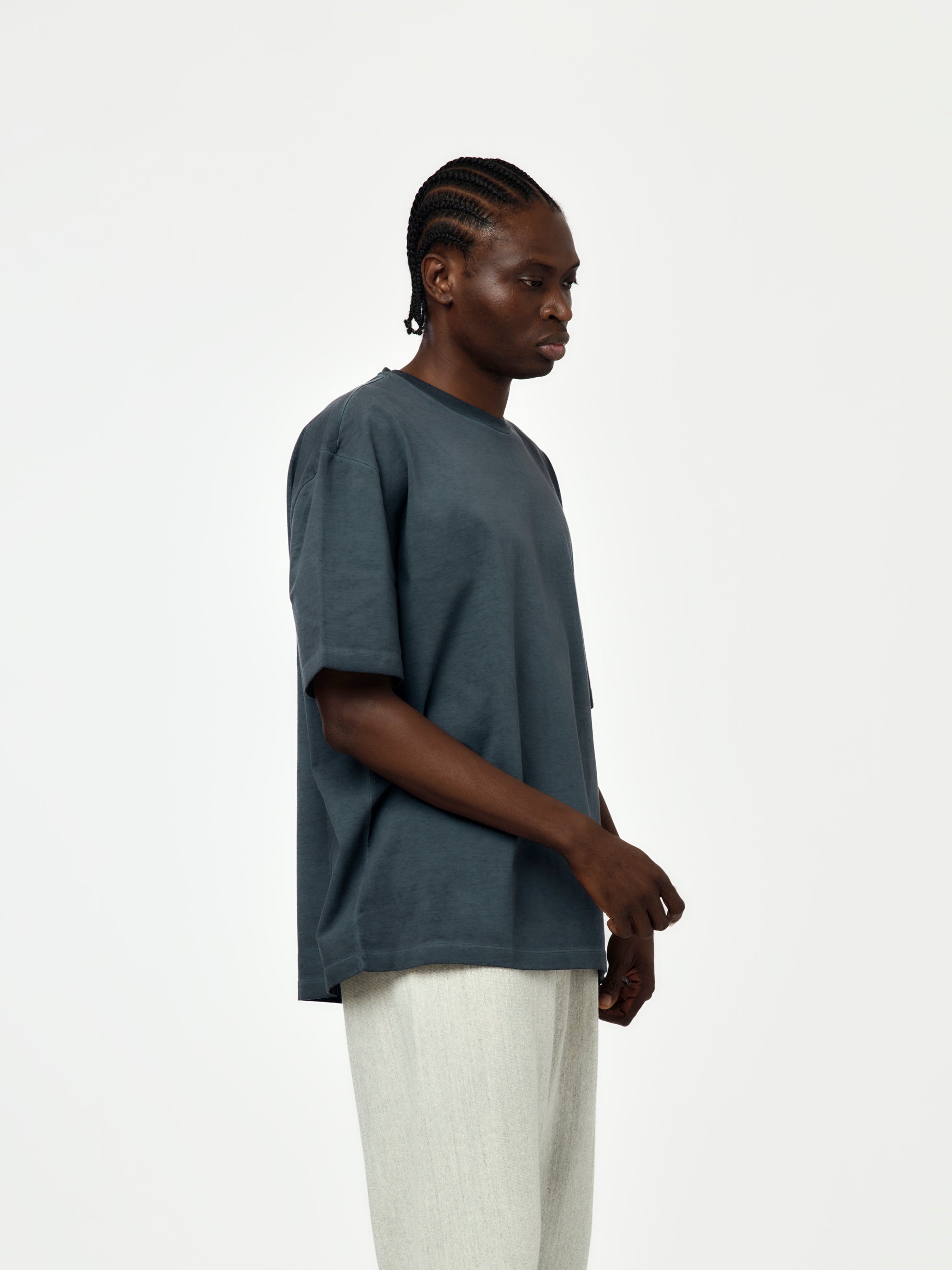 Maison margiela ダークグレー Tシャツ Maison Margiela Men's Classic T-Shirt in Anthracite Maison Margiela