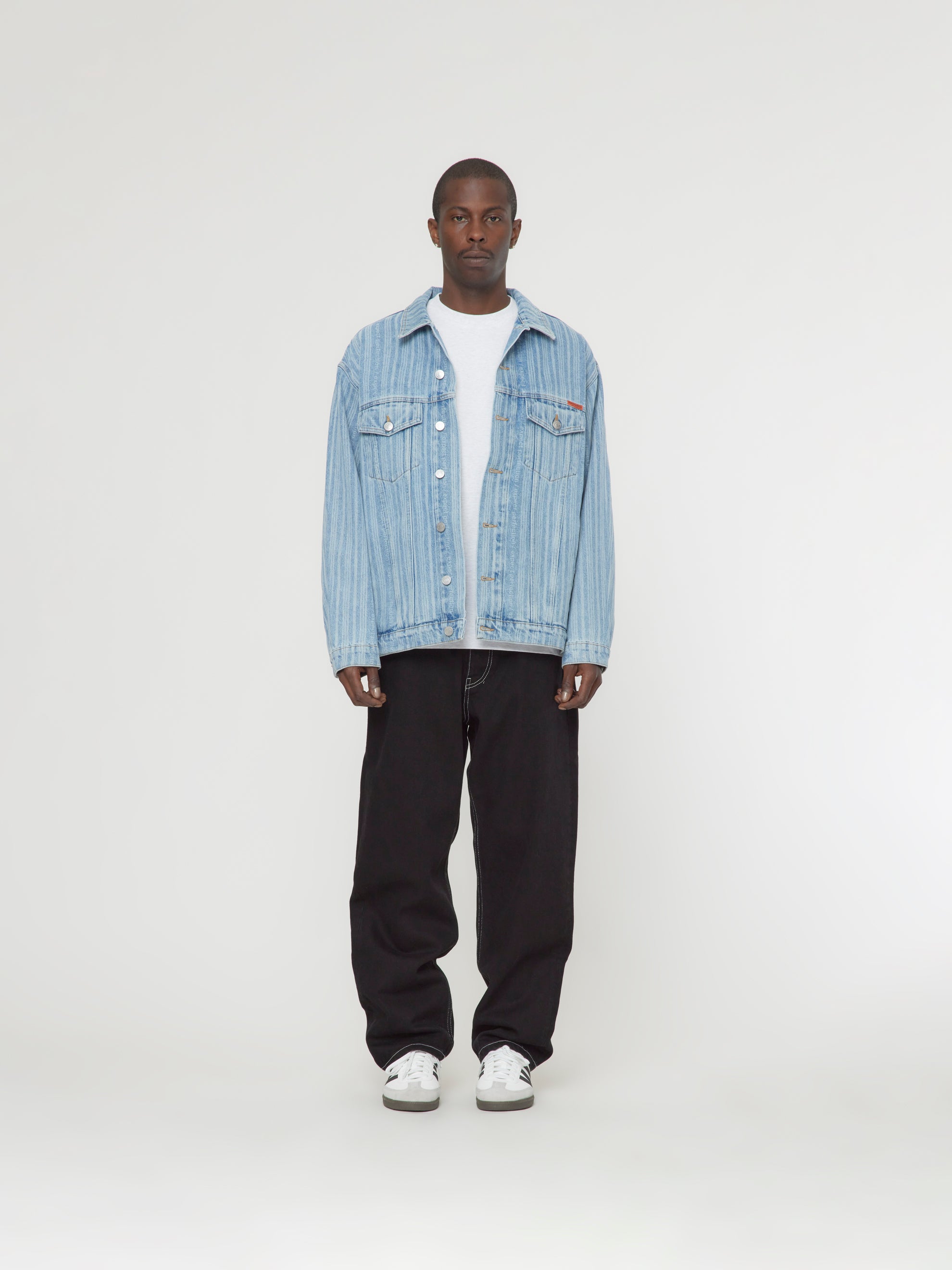 OVERSIZED DENIM JACKET (Blue)
