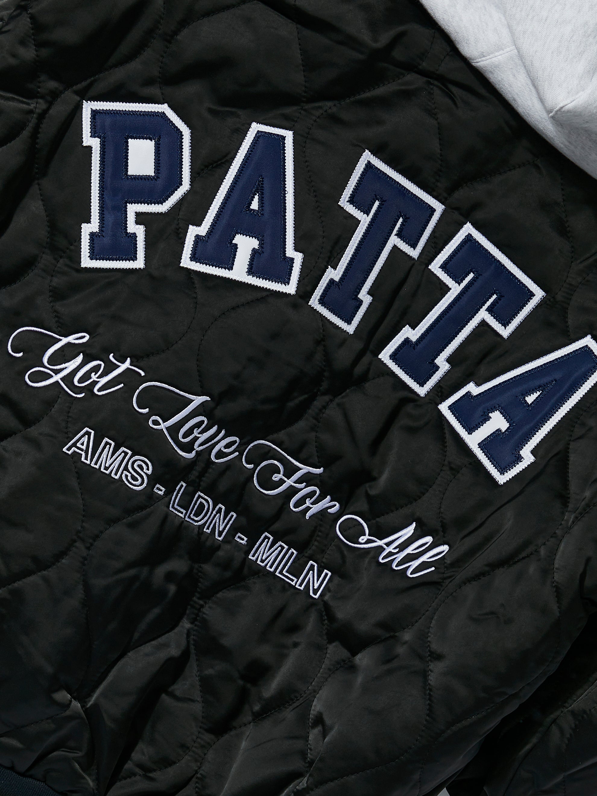 HOODED BOMBER JACKET (Black)